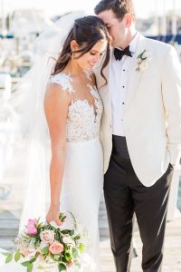 Sweet Peas and Watercolor Illustrations Added a Sentimental Touch to This Annapolis Yacht Club Wedding