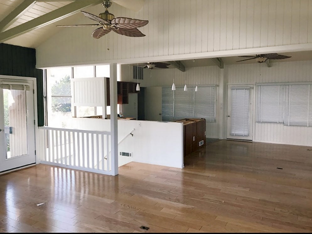 Before the renovation. Photograph courtesy of Leslie KDP. Before the renovation. Photograph courtesy of Leslie KDP.