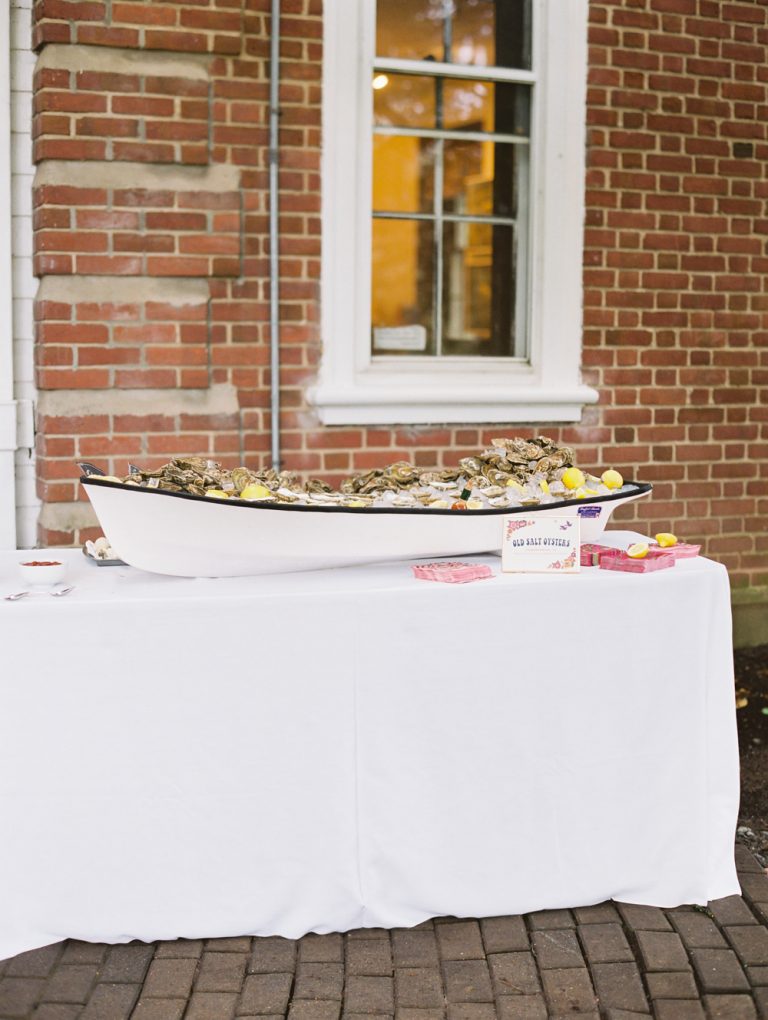 Sally-John-616 '70s-inspired-wedding