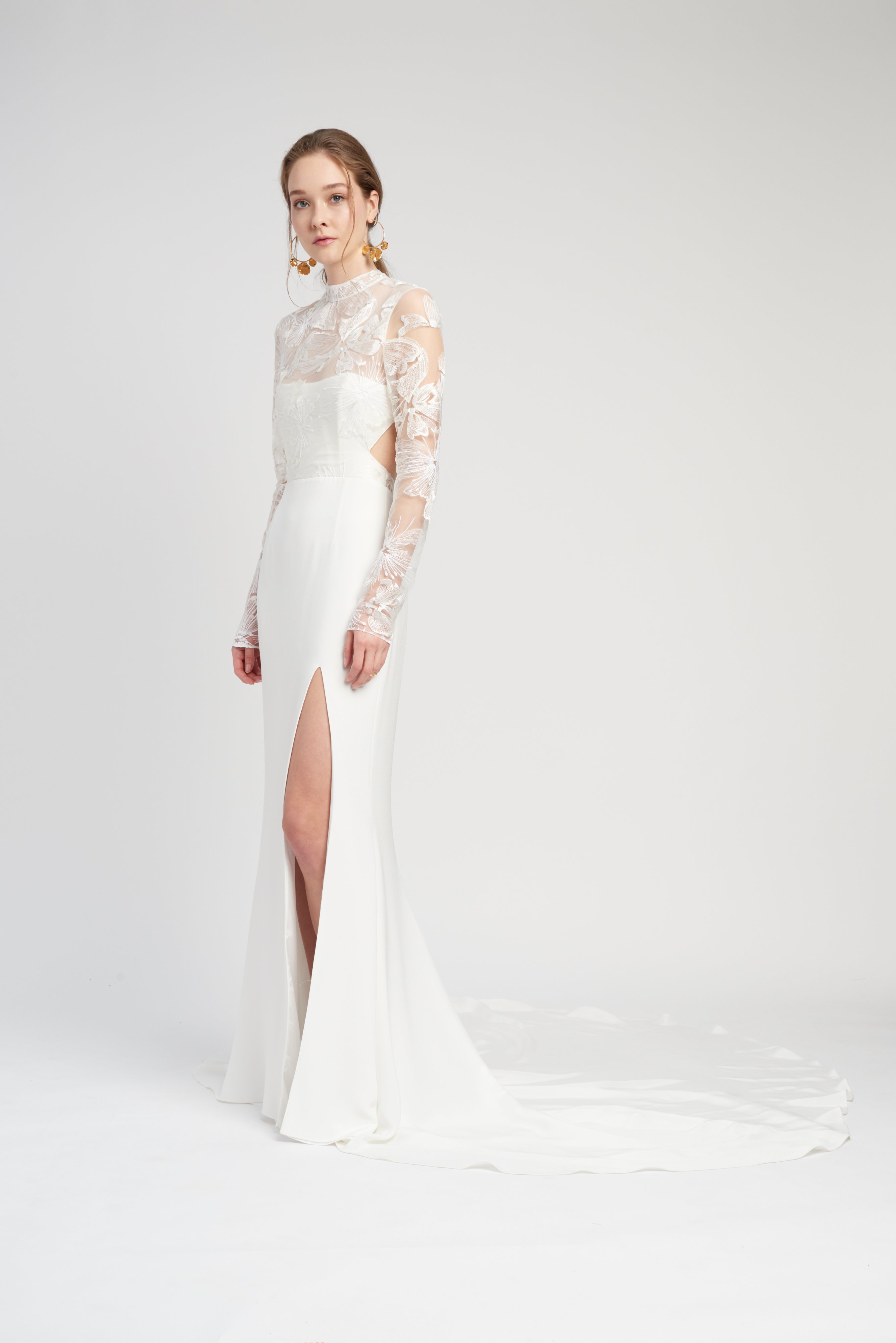 wedding-dresses-with-slit