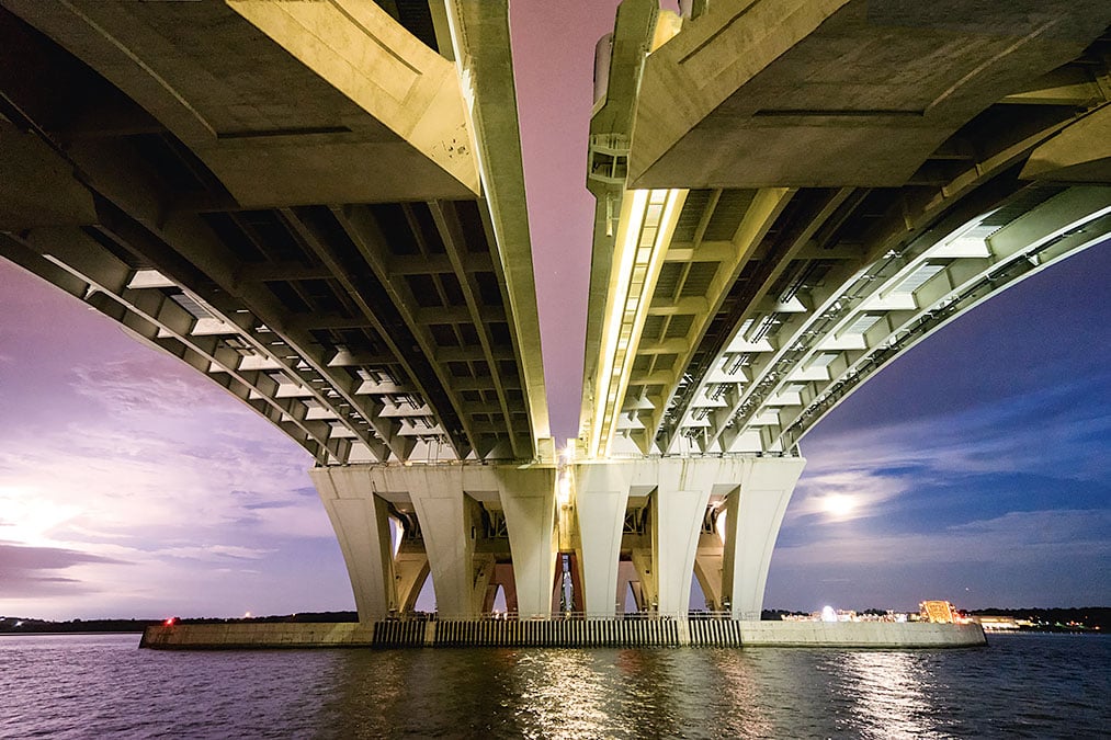 Photograph of Jones Point park by Angela B. Pan.