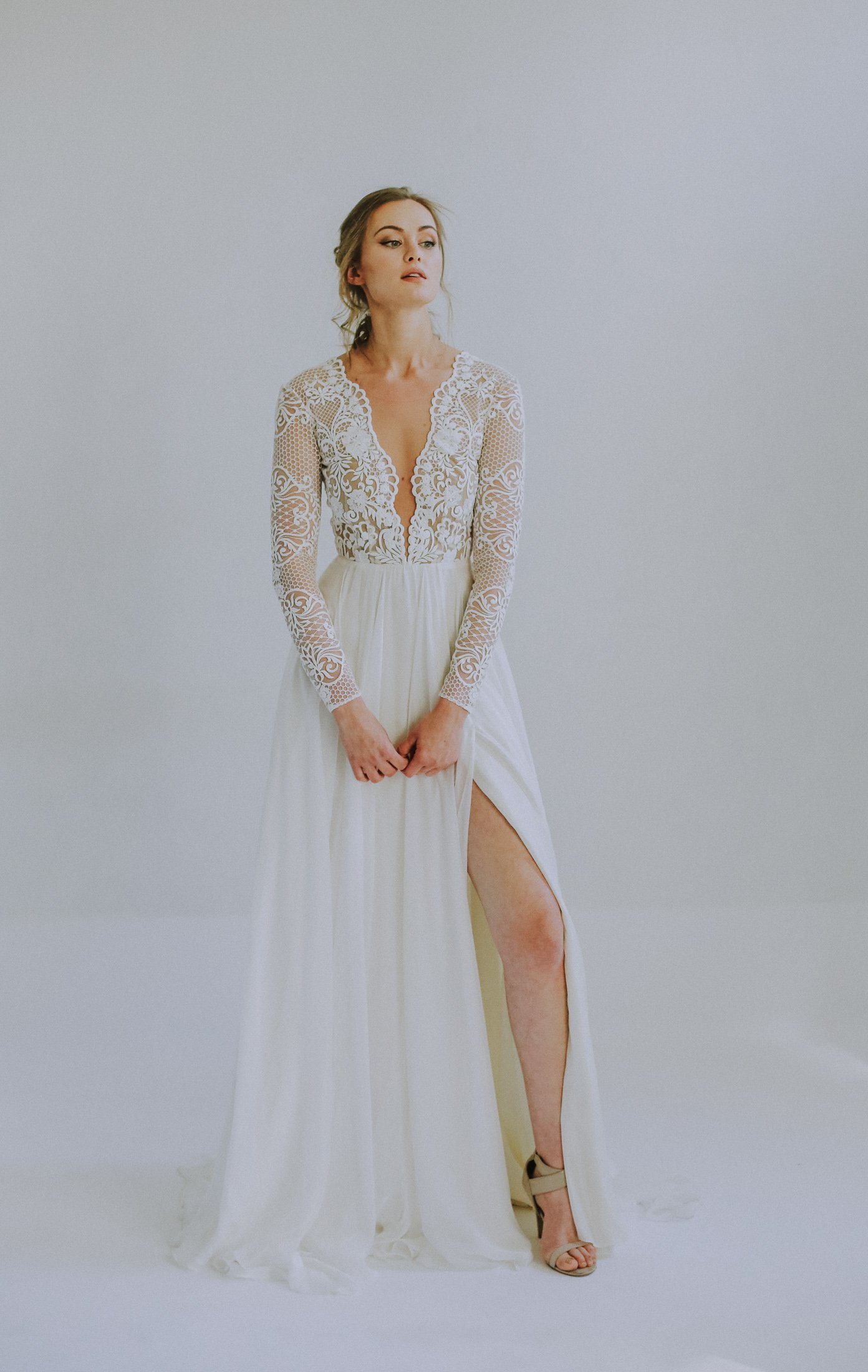 wedding-dresses-with-slit