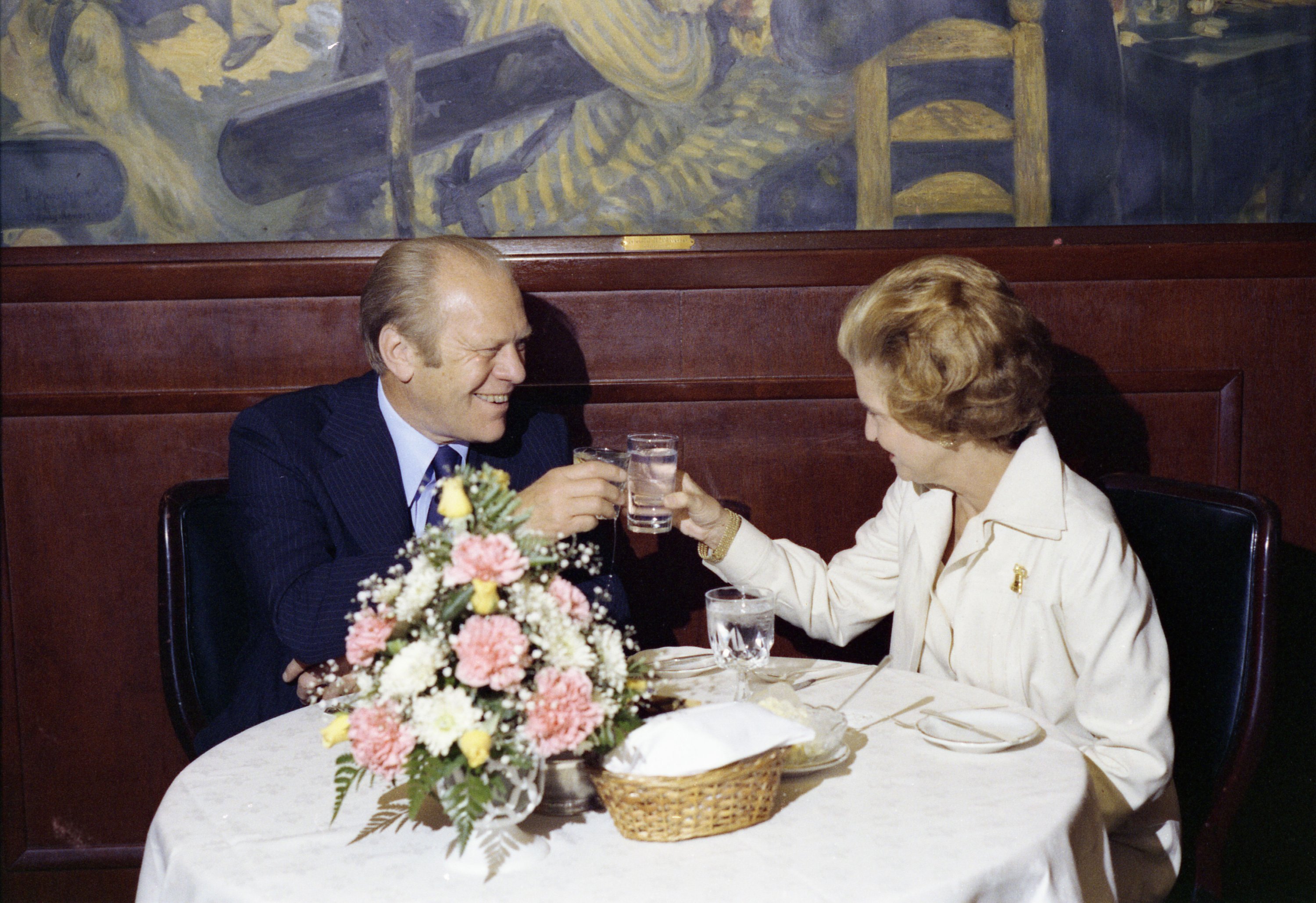 sans10 - Washingtonian Gerald and Betty Ford. Photograph courtesy of Gerald R. Ford Presidential Library.