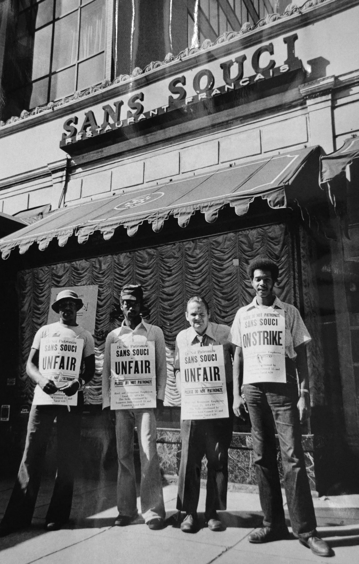 Workers picketed in 1977 amid a bitter labor dispute. Photograph reprinted with permission of D.C. Public Library, Star Collection © Washington Post.