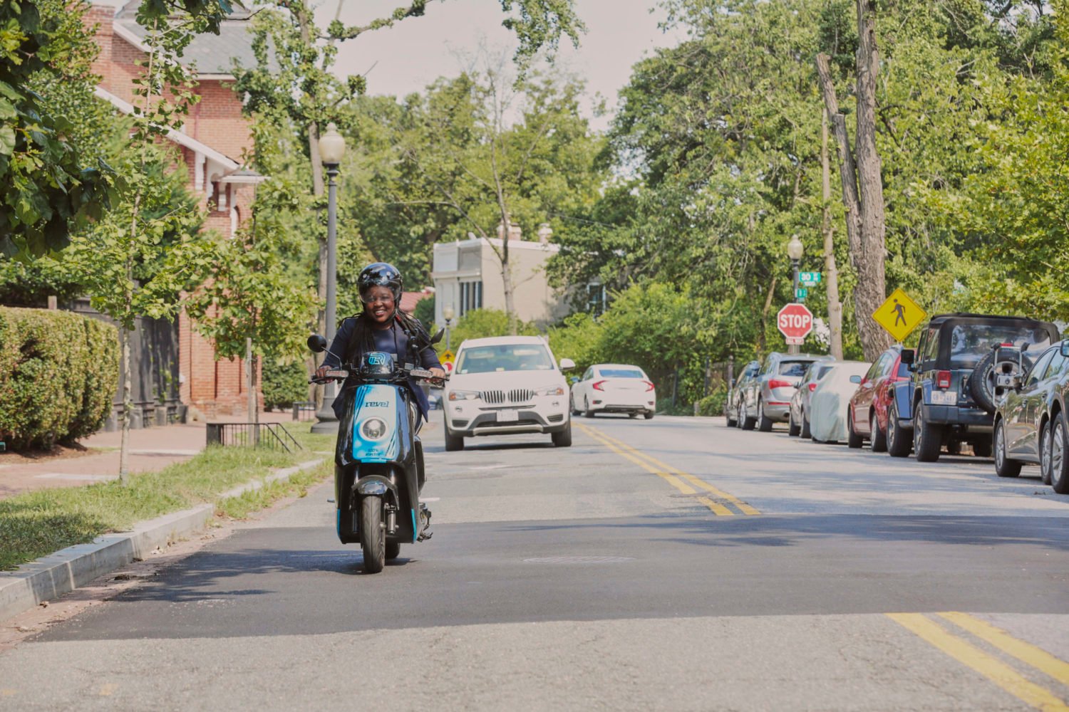 400 electric mopeds are coming to DC this weekend. Photo courtesy of Revel.
