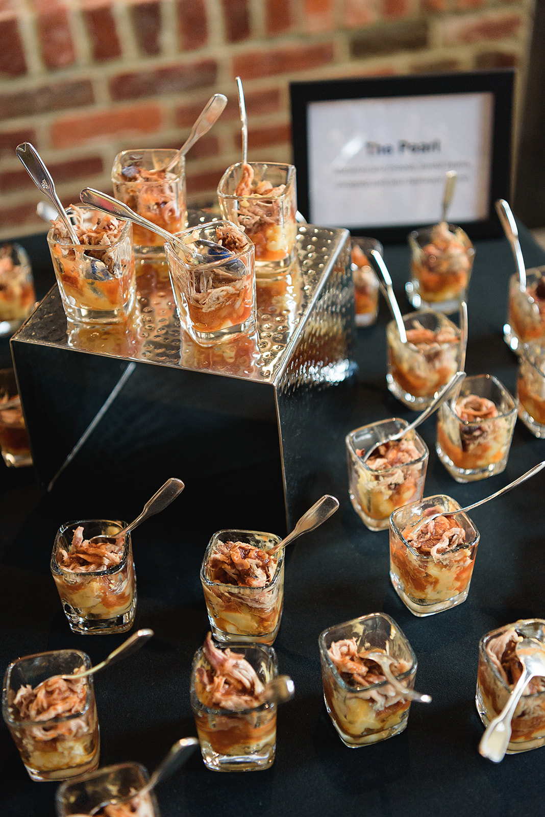 Sara + Robert Capitol-Hill-wedding