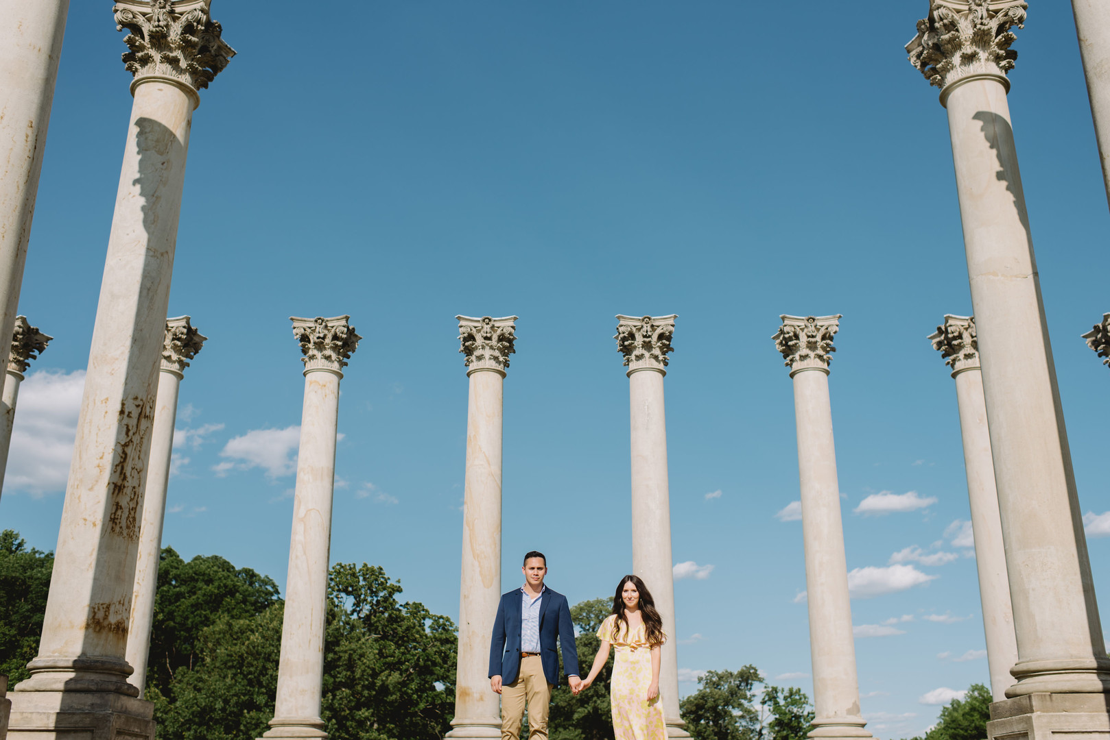 outdoor-engagement-photos