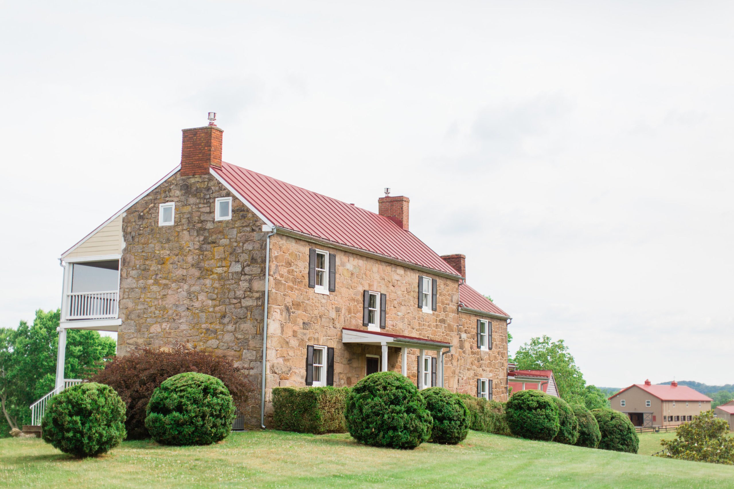 elegant-farmhouse-wedding