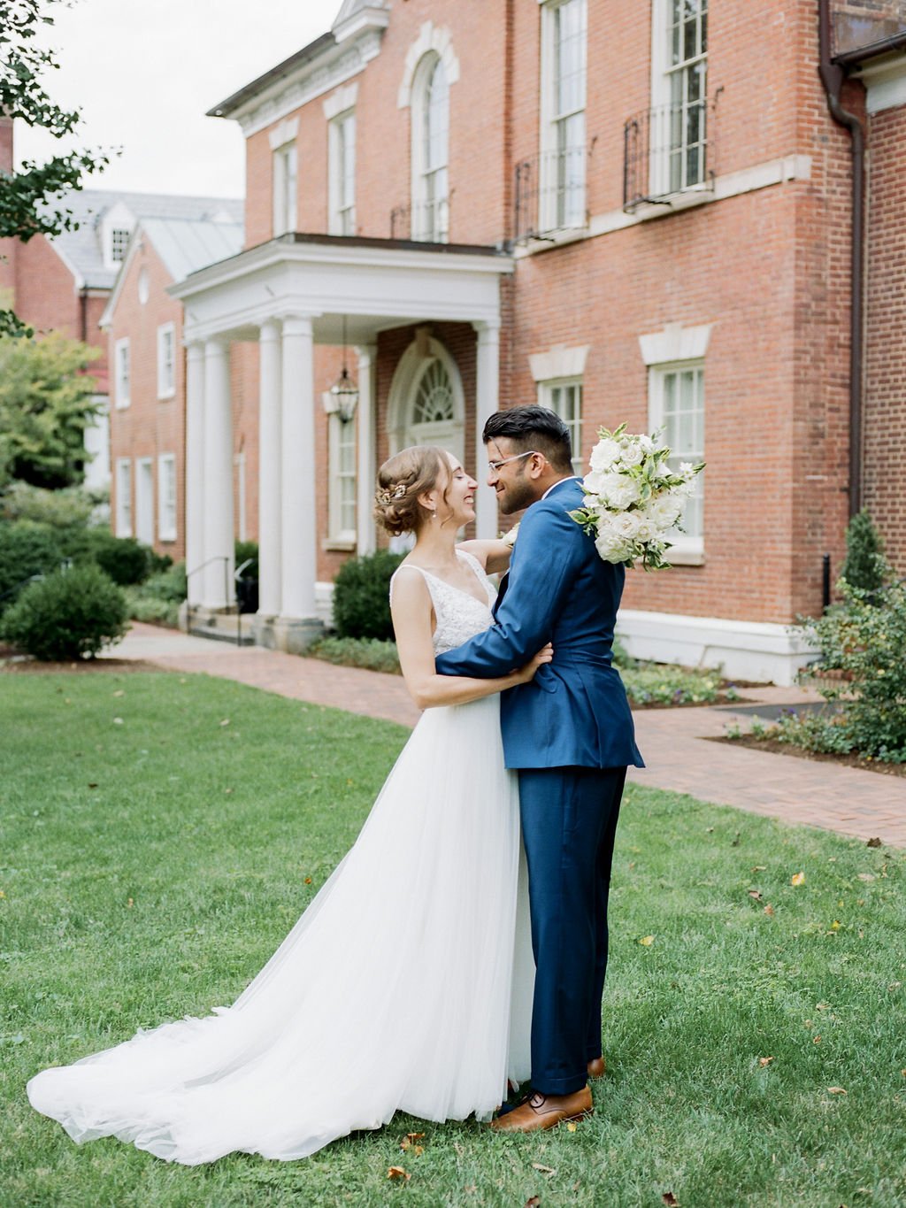 romantic-dumbarton-house-wedding