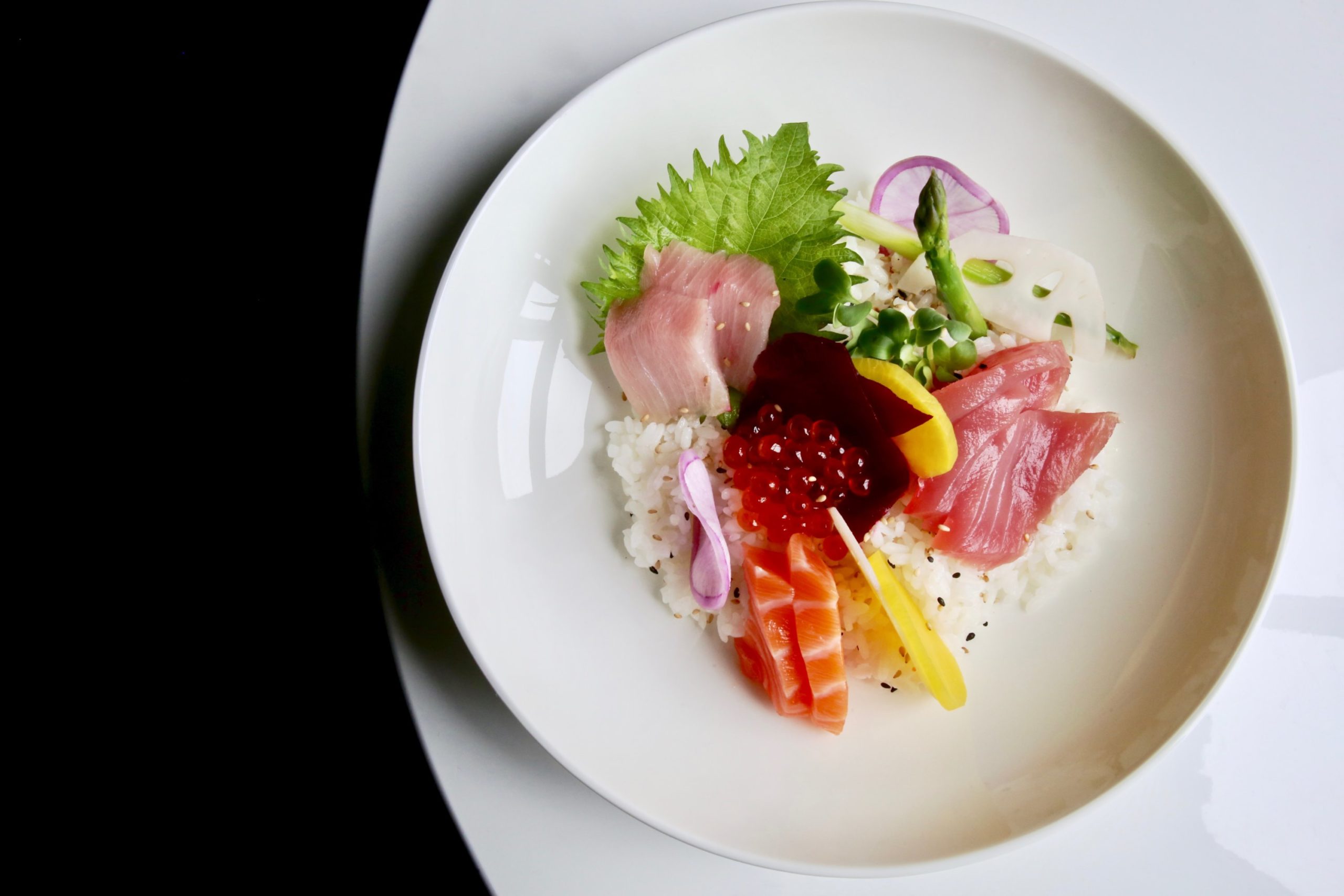 3D5A8879 - Washingtonian A chirashi bowl is available upstairs in the bar area. Photo by Evy Mages.