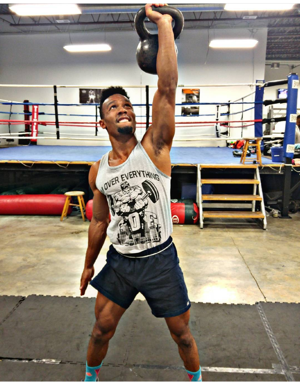 How a Professional Boxer Balances Bartending 40 Hours a Week