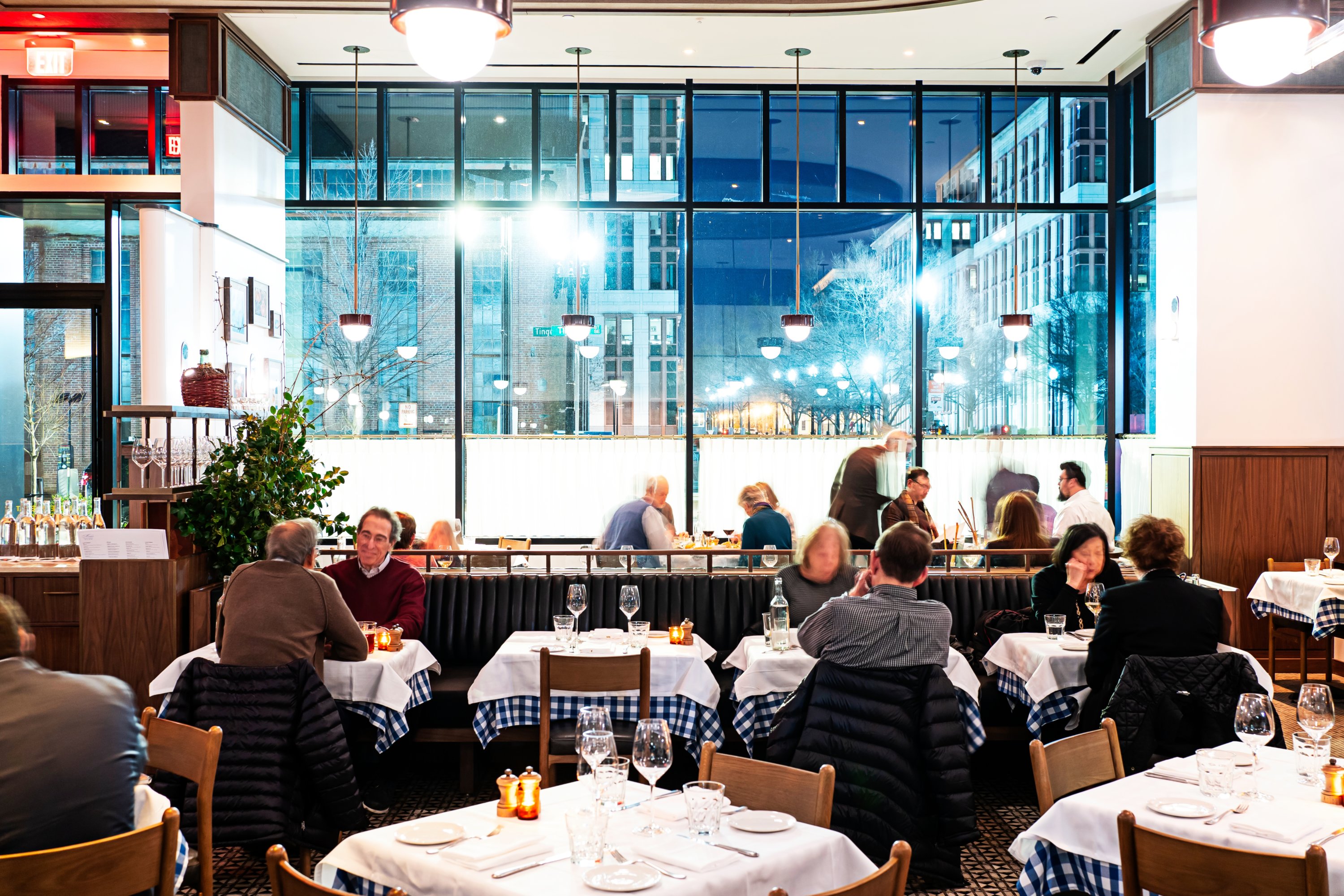 Dc-area Restaurants And Bars Require Proof Of Covid-19 Vaccination