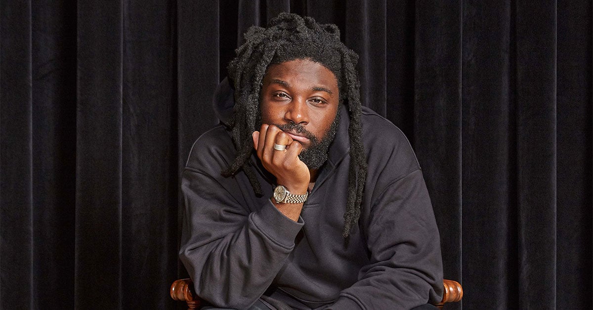 Jason Reynolds captivates crowd at iSchool lecture  UW Magazine —  University of Washington Magazine