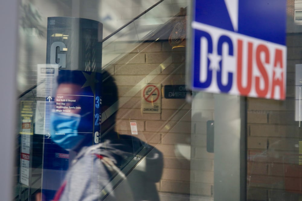 PHOTOS: The Dystopian Beauty of Grocery Stores in the Age of Quarantine