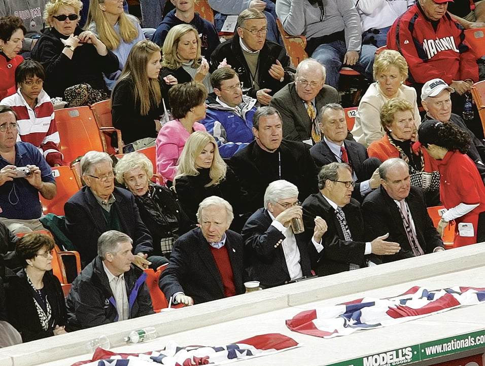 CARD LIEBERMAN DODD REINSDORF - Washingtonian (AP Photo/Pablo Martinez Monsivais)