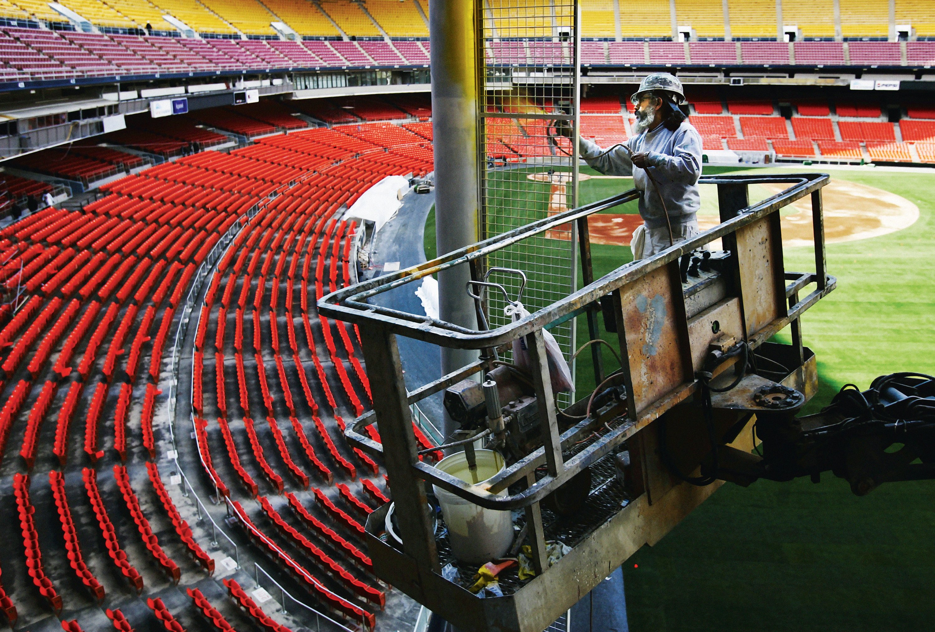 What to Wear in a Rain Delay: Just Ask Screech - Washingtonian