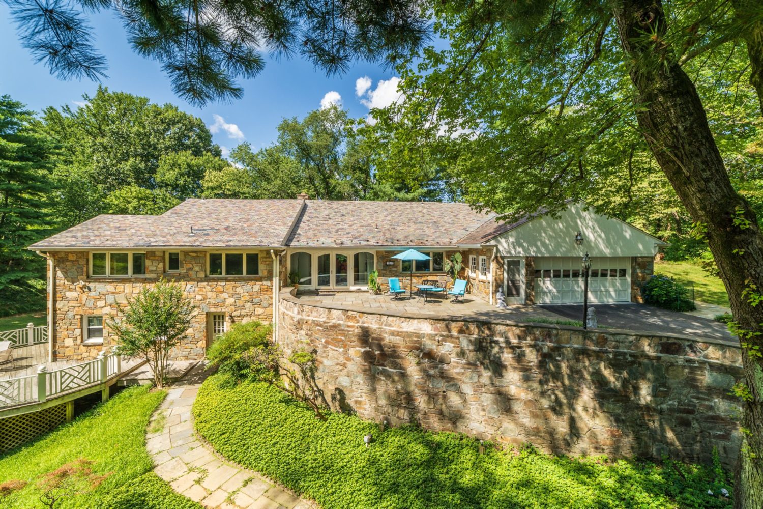 Mid-Century Stone Beauty