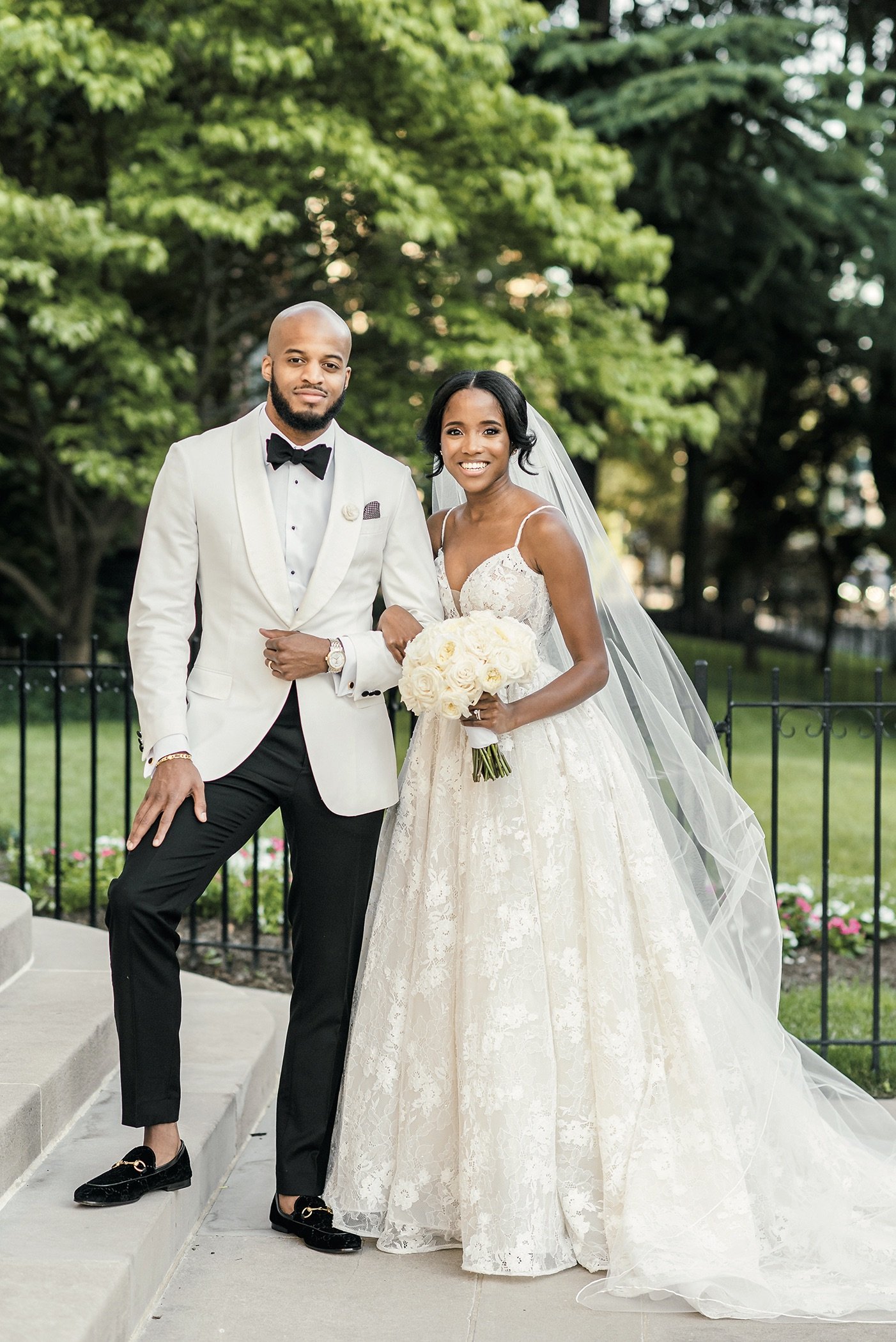 This Glamorous Wedding Featured an Ivory Black and Blush Color