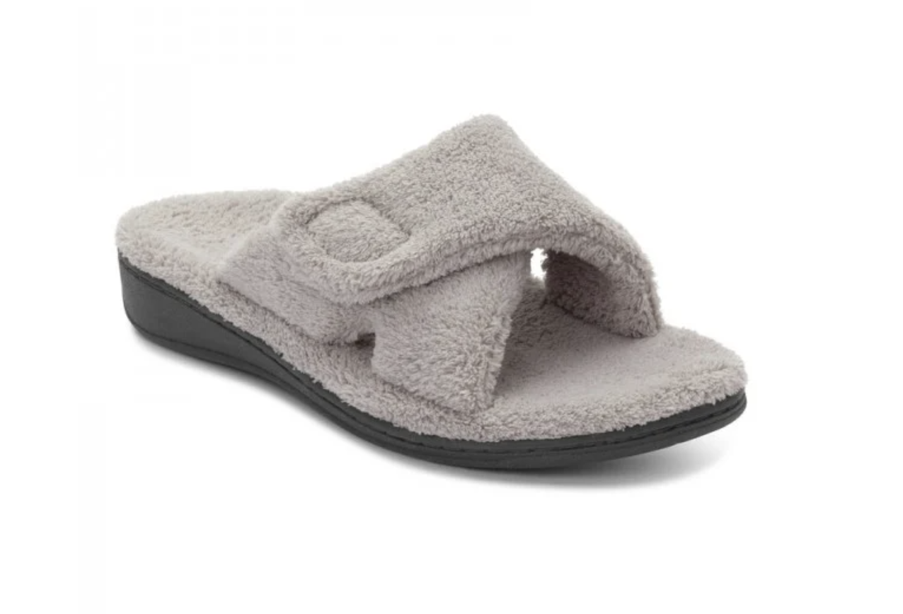indulge relax slippers - Washingtonian
