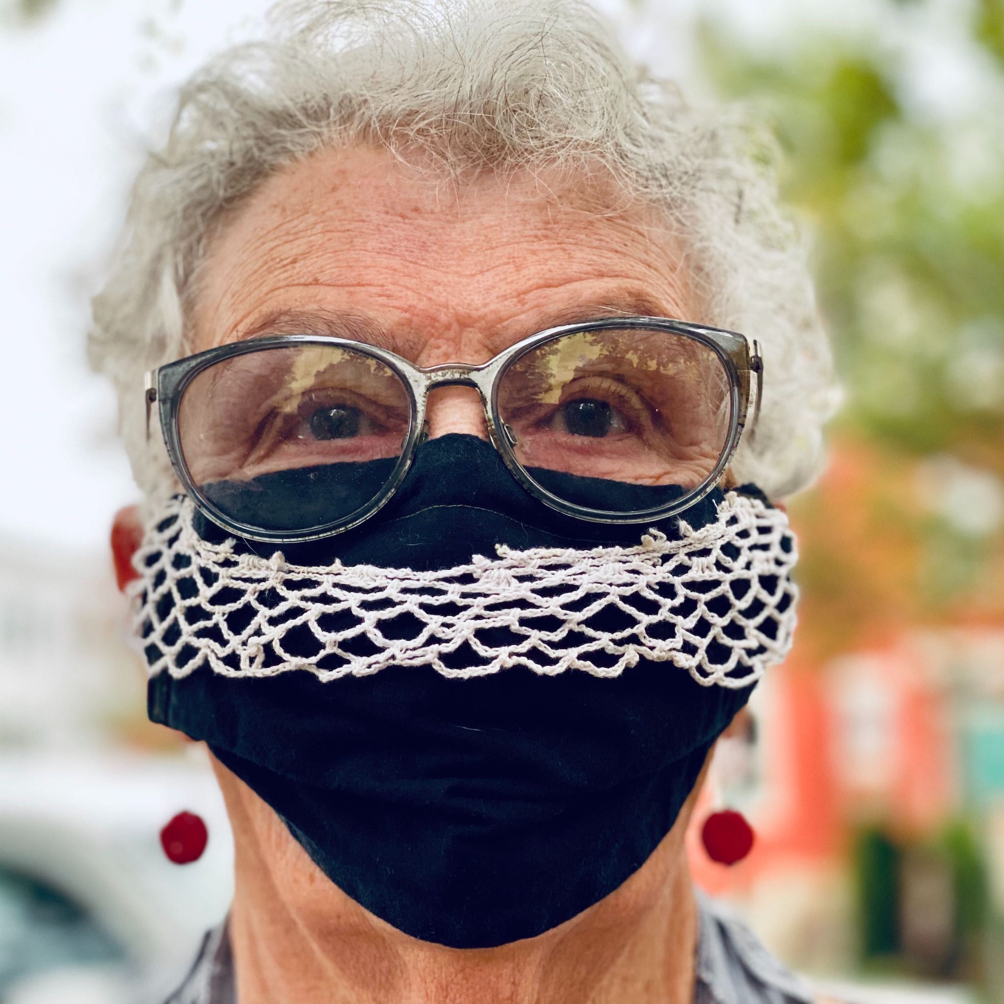 RBG mourners masks supreme court