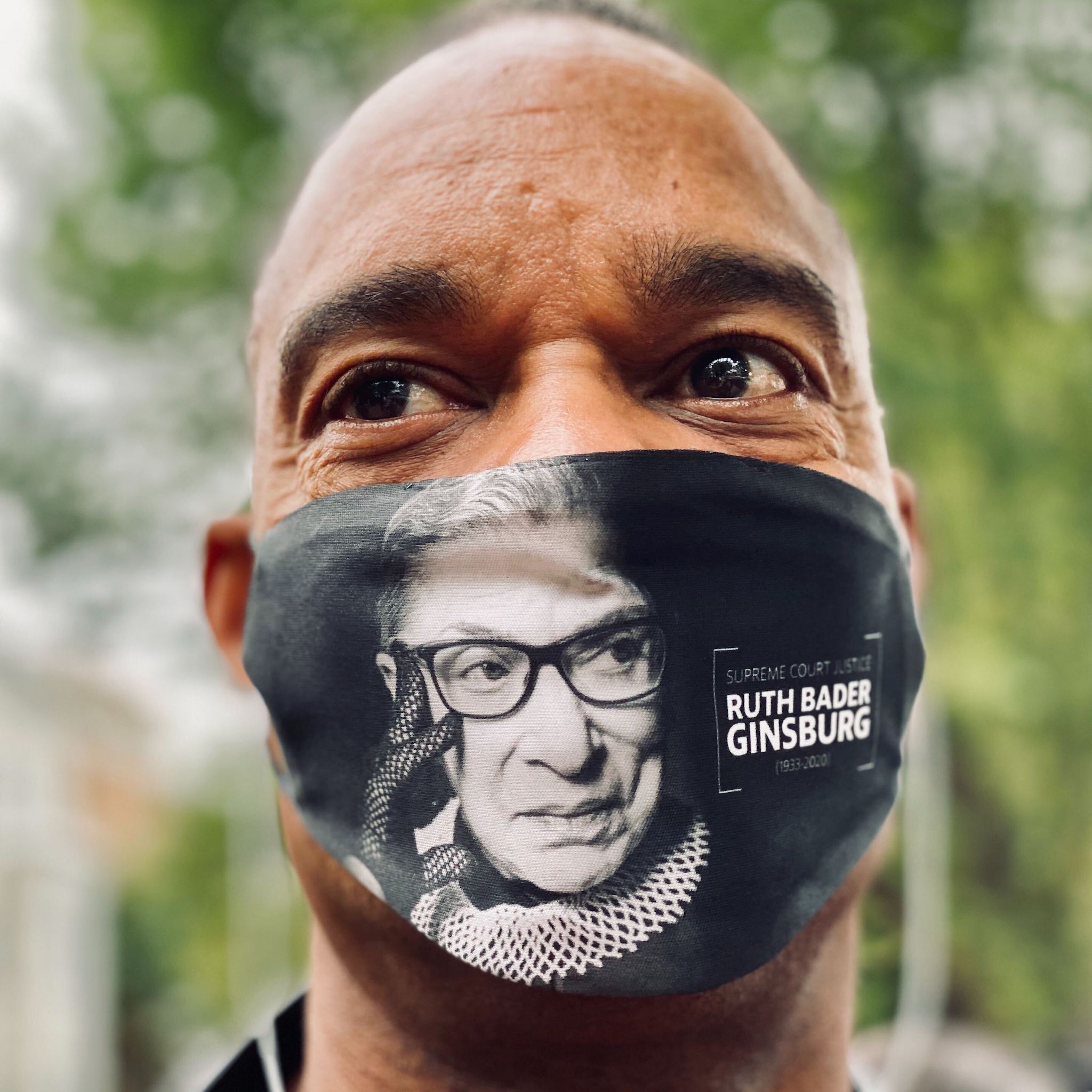 RBG mourners masks supreme court