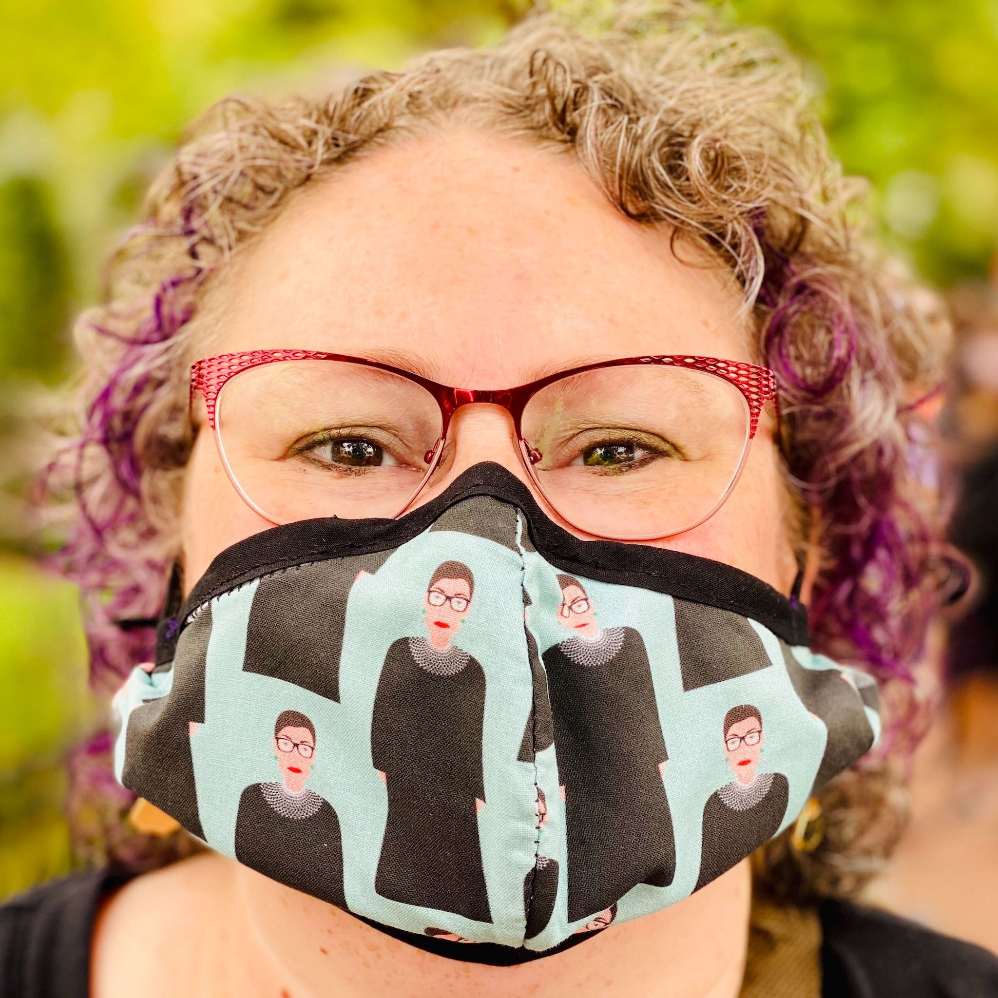 RBG mourners masks supreme court