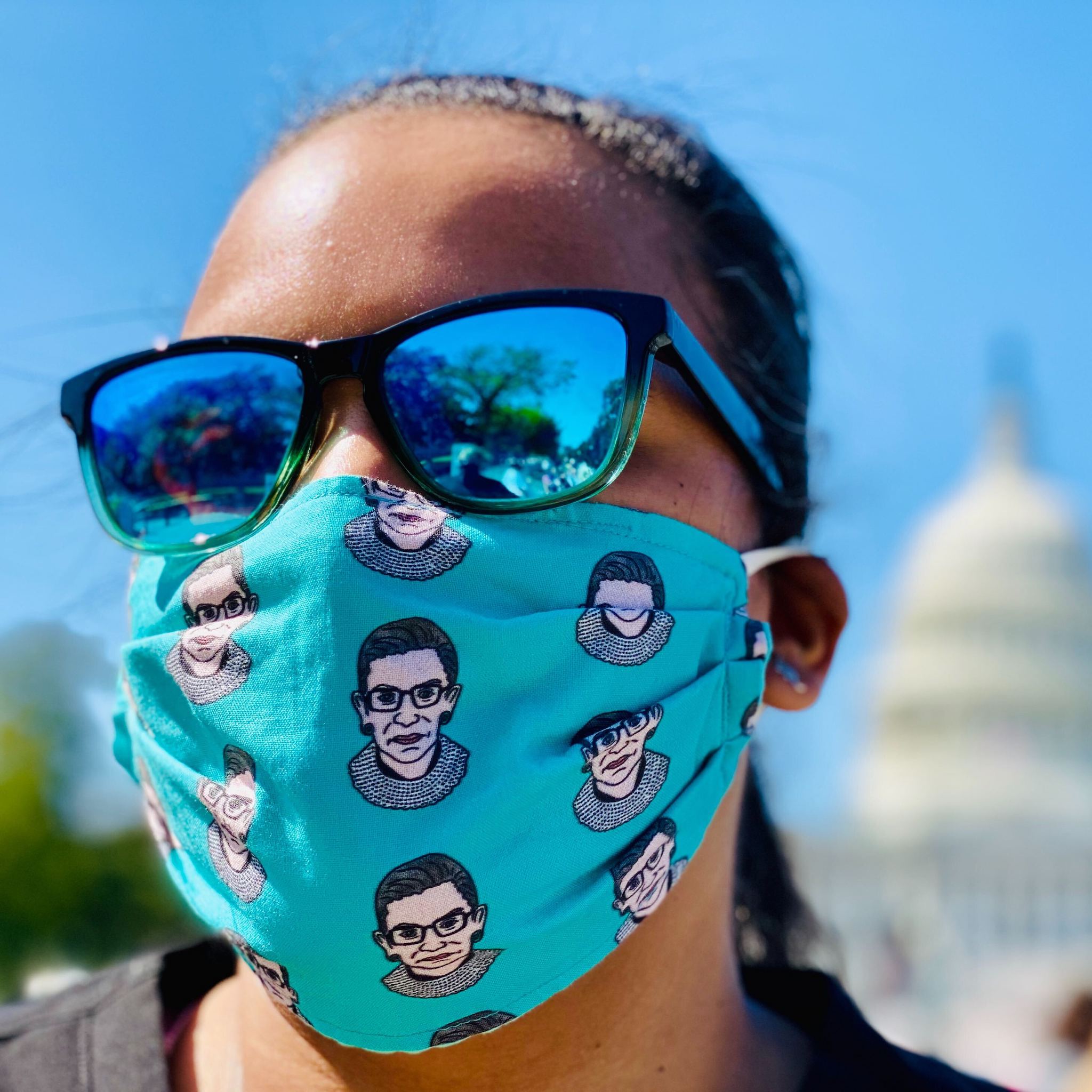 RBG mourners masks supreme court