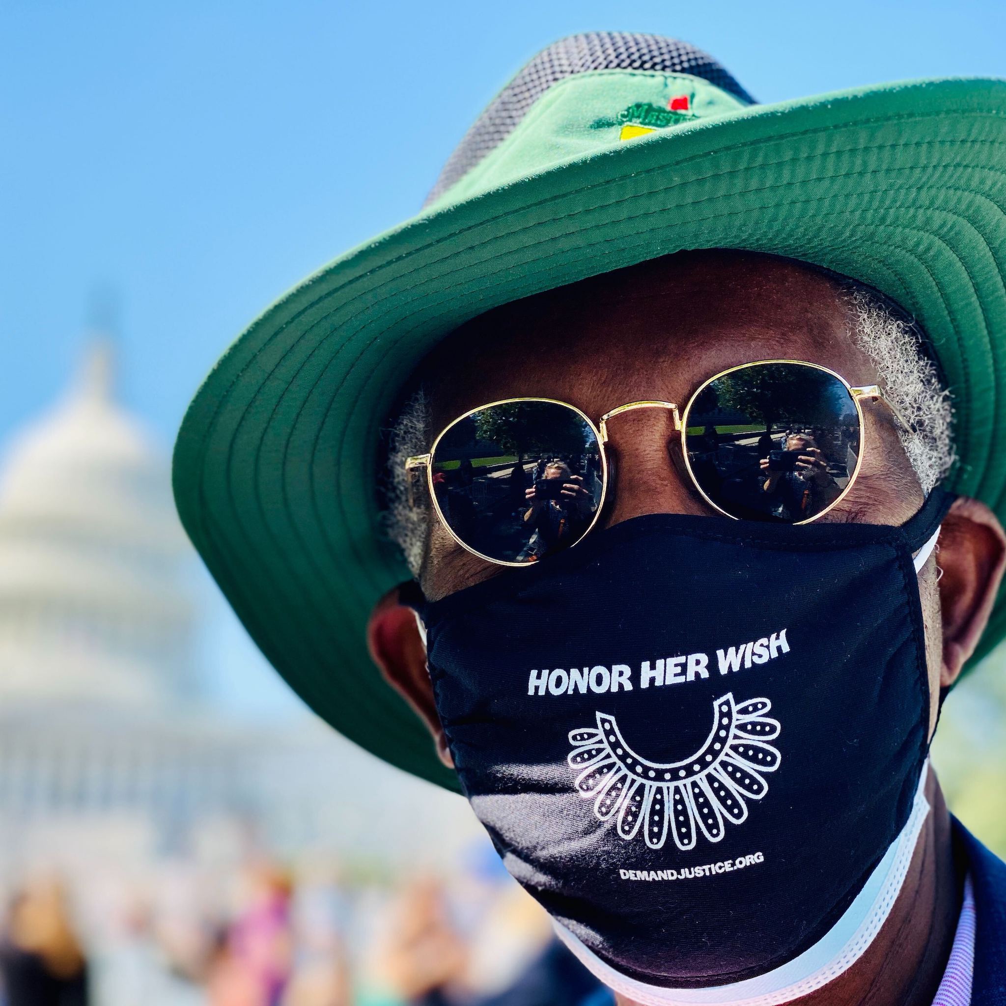 RBG mourners masks supreme court