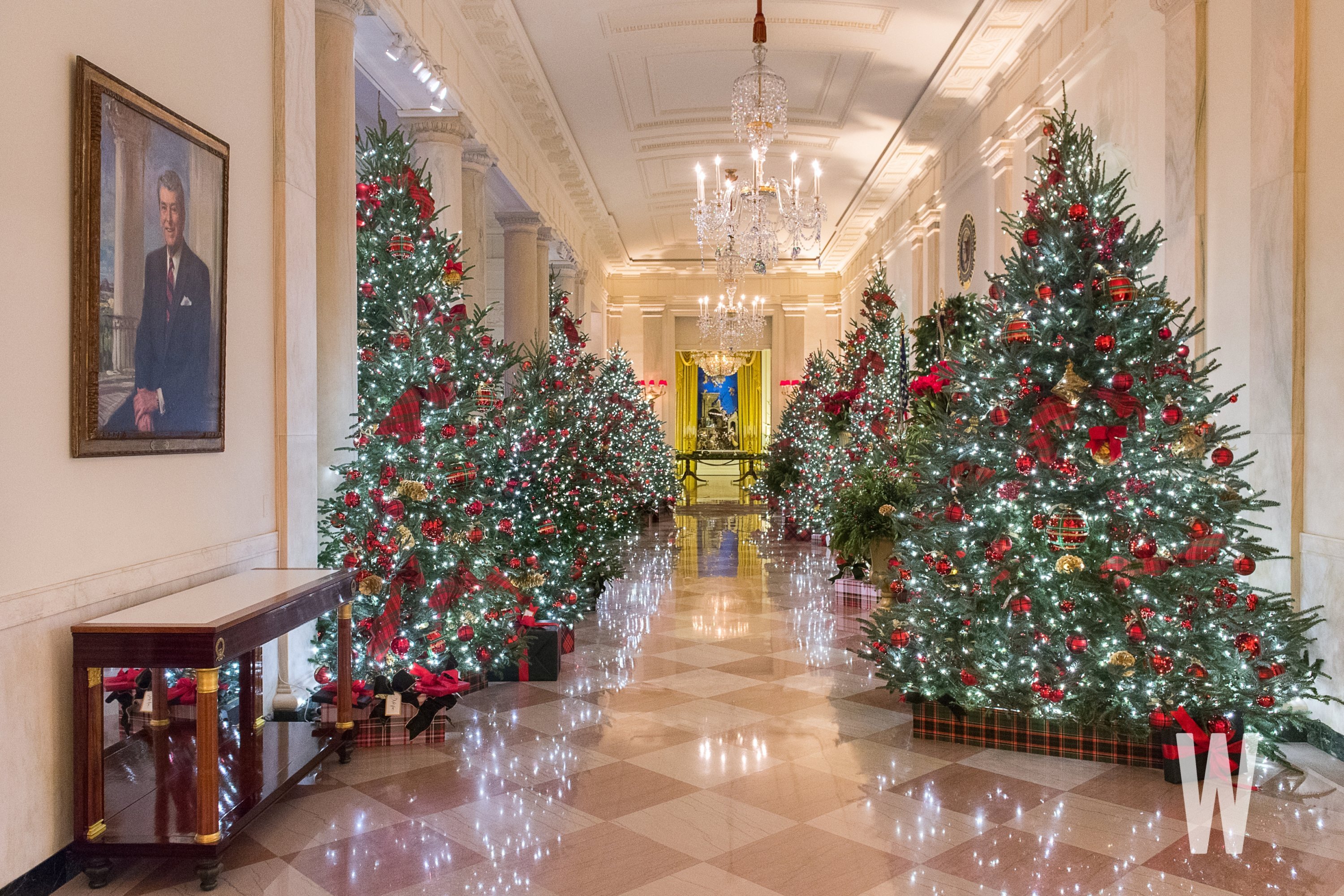 Photos White House 2020 Christmas Decorations Revealed Abc News