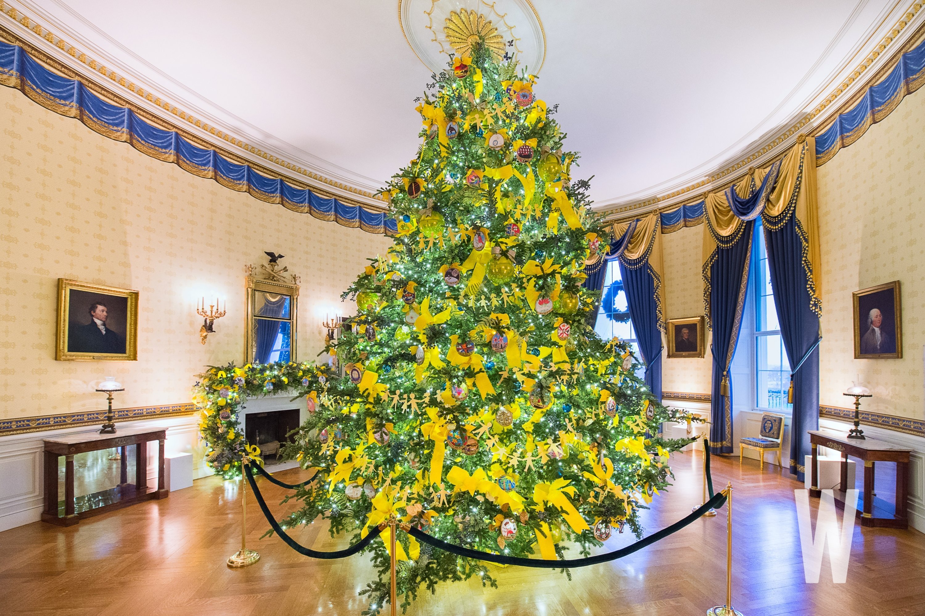 white house christmas decorations 2020