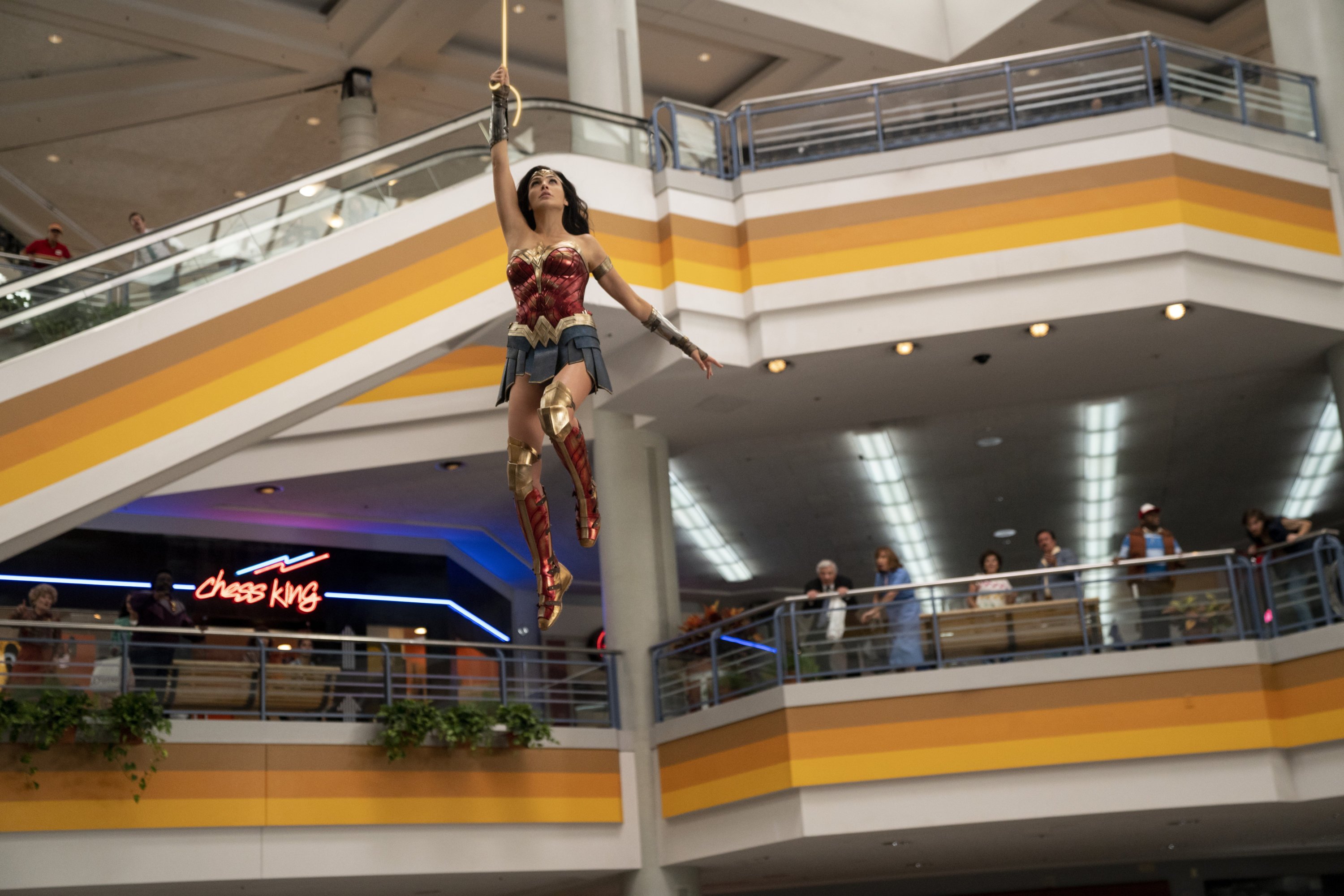 How 'Wonder Woman 1984' Was Filmed at the Smithsonian, At the Smithsonian