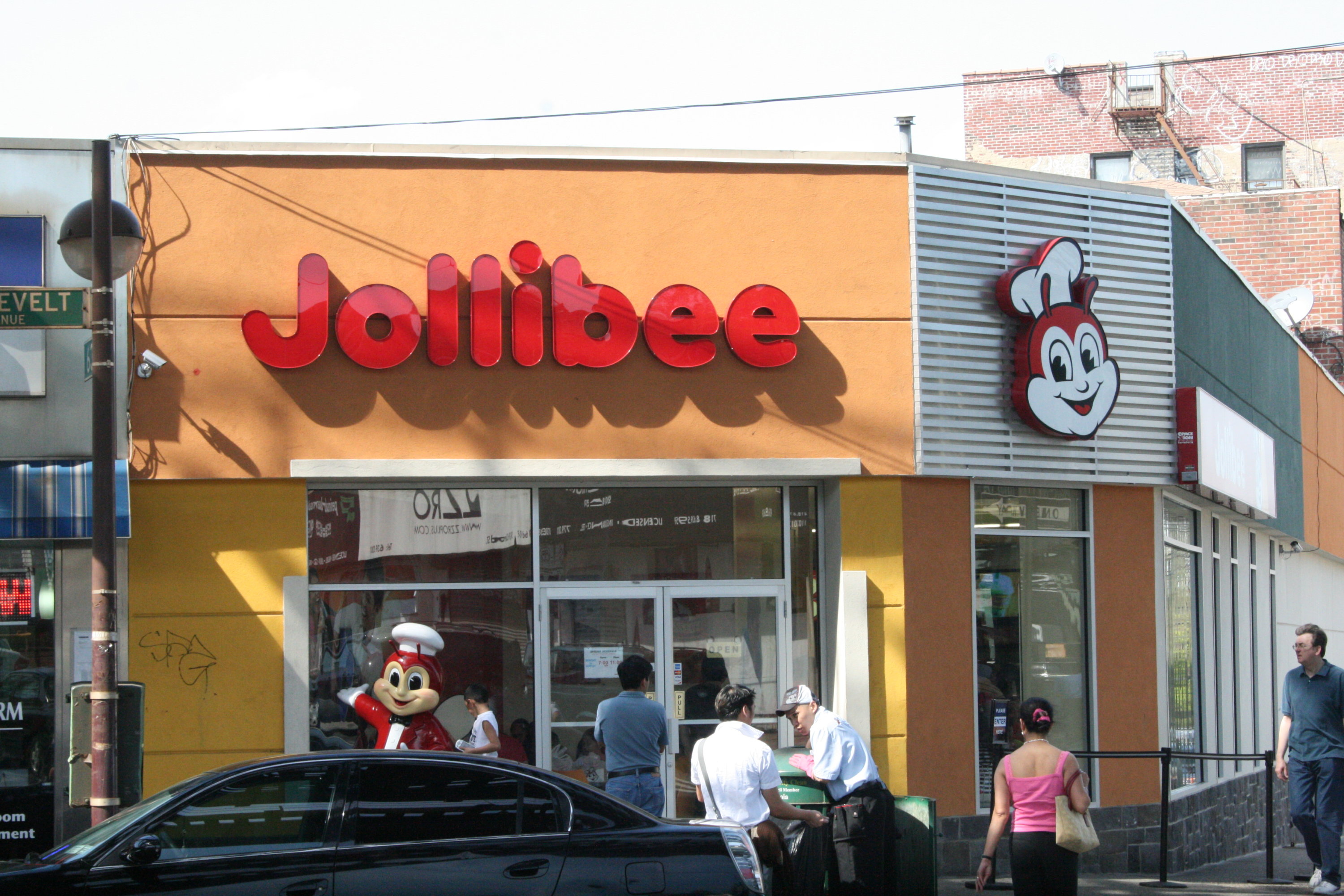 photo Jollibee Wheaton filipino fast food favorite jollibee is