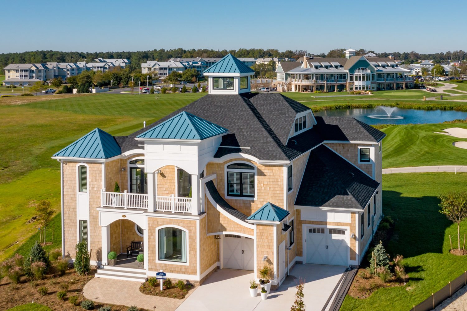 Rare golf-course view home available for move-in today in Coastal Delaware’s premier community, The Peninsula