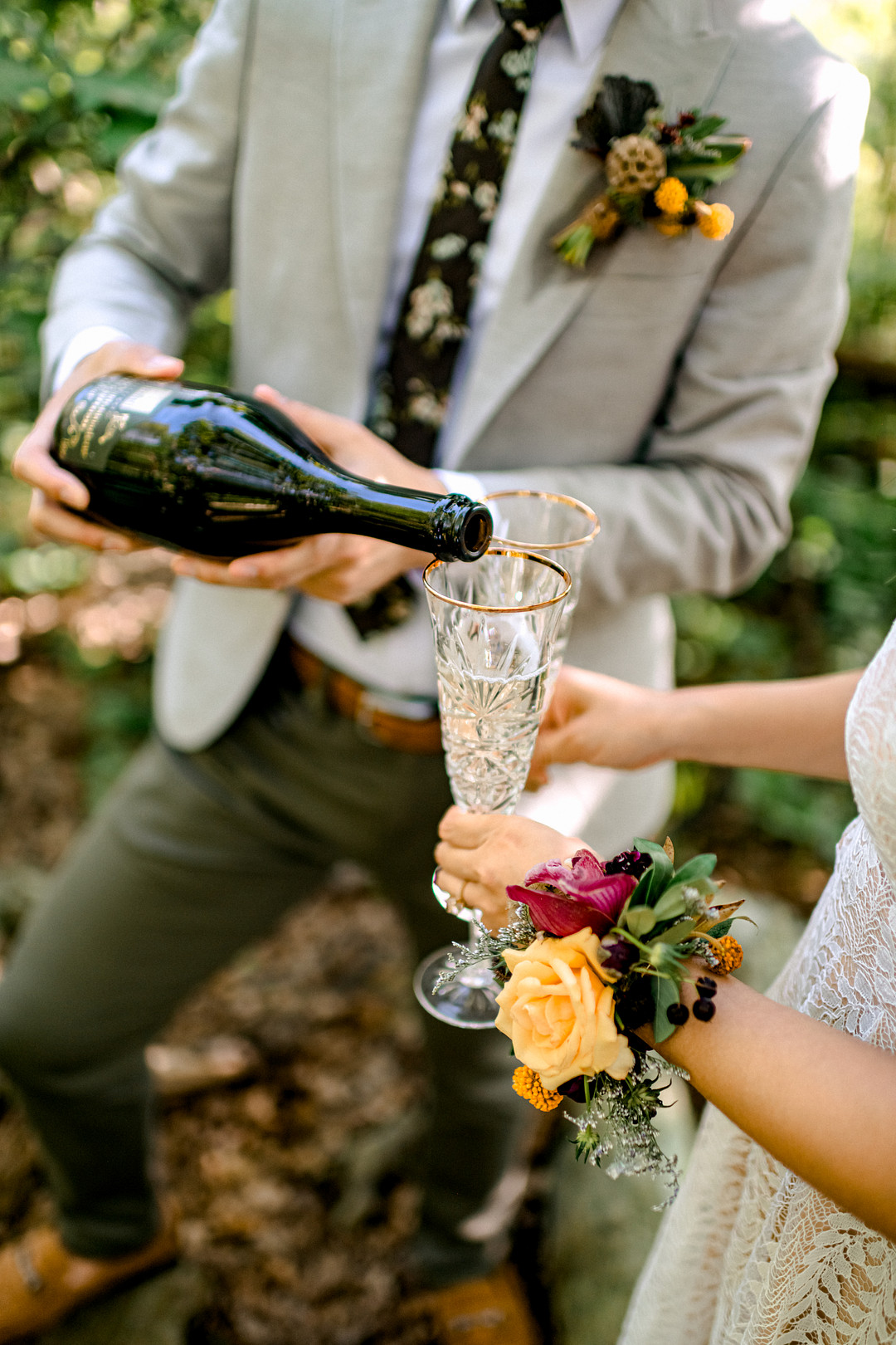 Boho Mountain Elopement in Shenandoah National Park_1001 Angles Photography_Shenandoah National Park Adventure Elopement-59_low