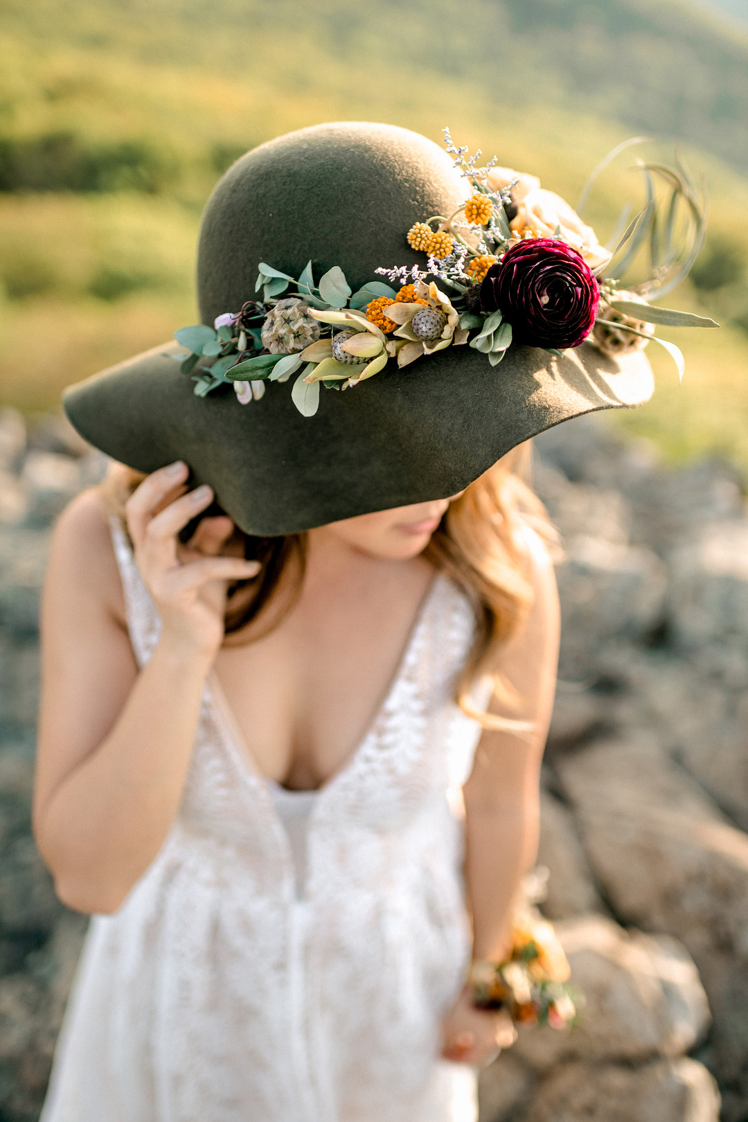 Boho Mountain Elopement in Shenandoah National Park_1001 Angles Photography_Shenandoah National Park Adventure Elopement-90_low