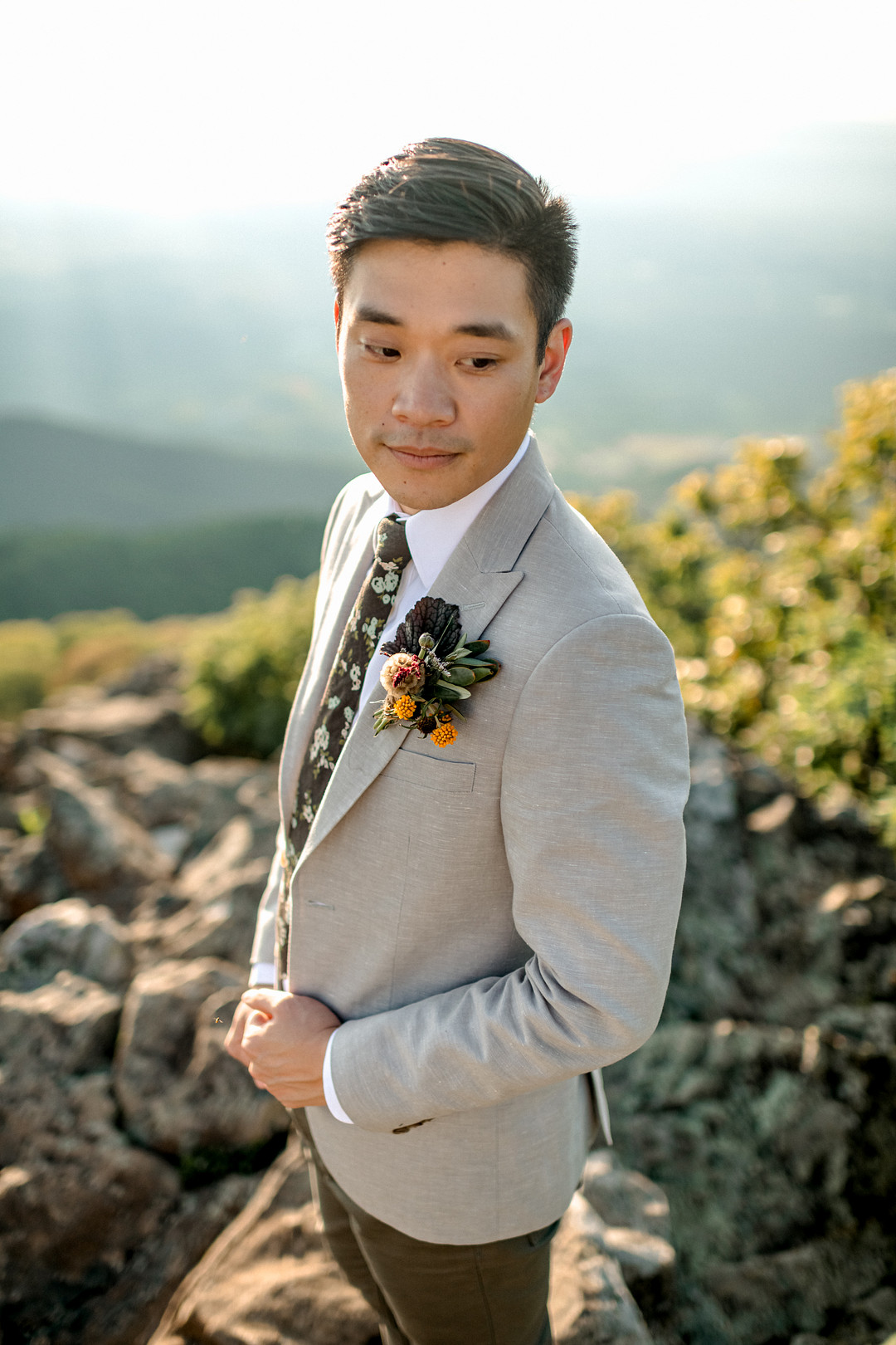 Boho Mountain Elopement in Shenandoah National Park_1001 Angles Photography_Shenandoah National Park Adventure Elopement-91_low