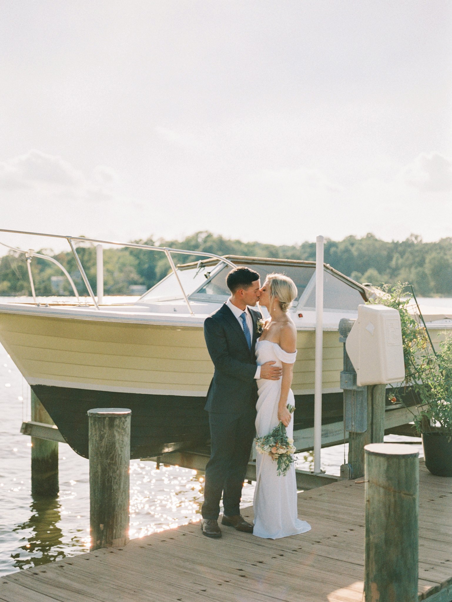 Gray_Joiner_e. losinio photography_annapolis-maryland-waterfront-elopement-278 Gray_Joiner_e. losinio photography_annapolis-maryland-waterfront-elopement-278