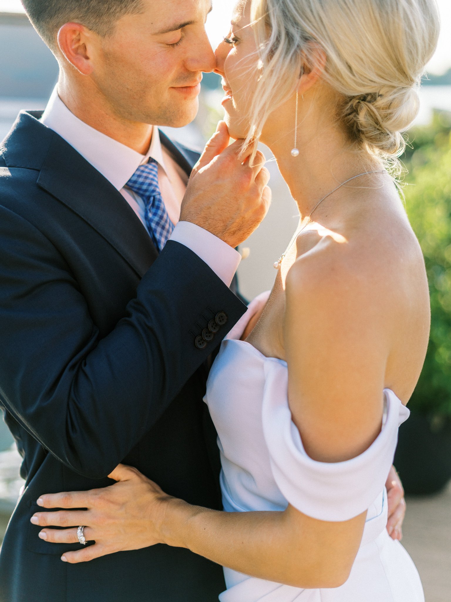 Gray_Joiner_e. losinio photography_annapolis-maryland-waterfront-elopement-297