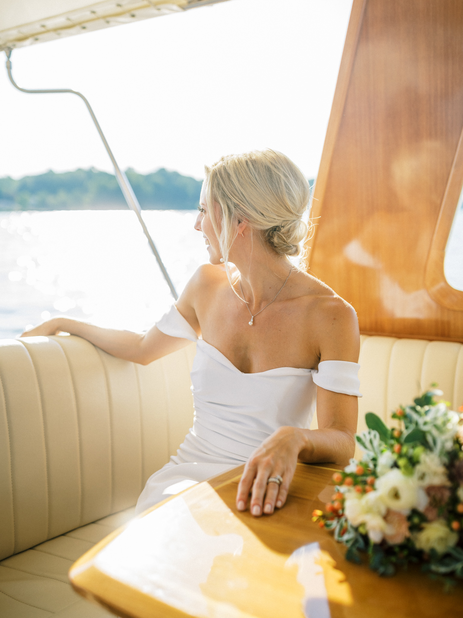 Gray_Joiner_e. losinio photography_annapolis-maryland-waterfront-elopement-310 Gray_Joiner_e. losinio photography_annapolis-maryland-waterfront-elopement-310