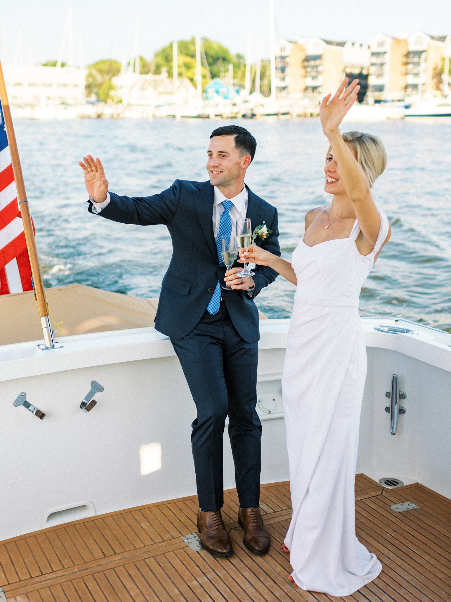 Gray_Joiner_e. losinio photography_annapolis-maryland-waterfront-elopement-349