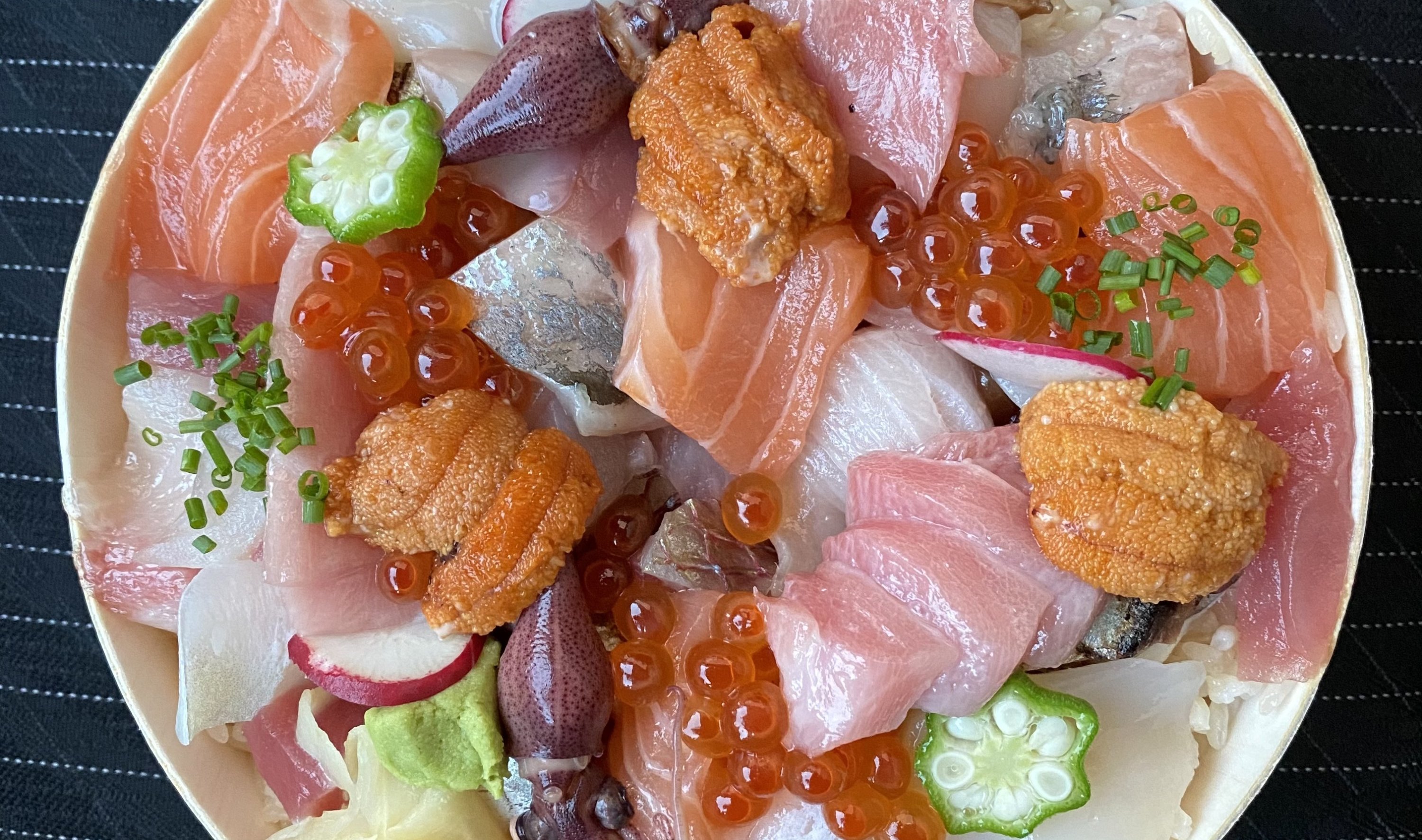 Two Sushi Taro Alums Are Selling Stunning Takeout-Only Chirashi Bowls - Vimarsana News