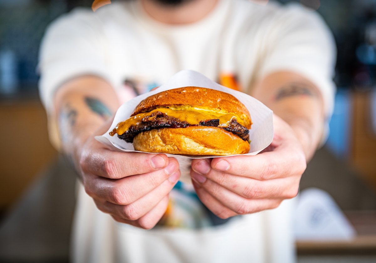 UnidoBurger - Washingtonian