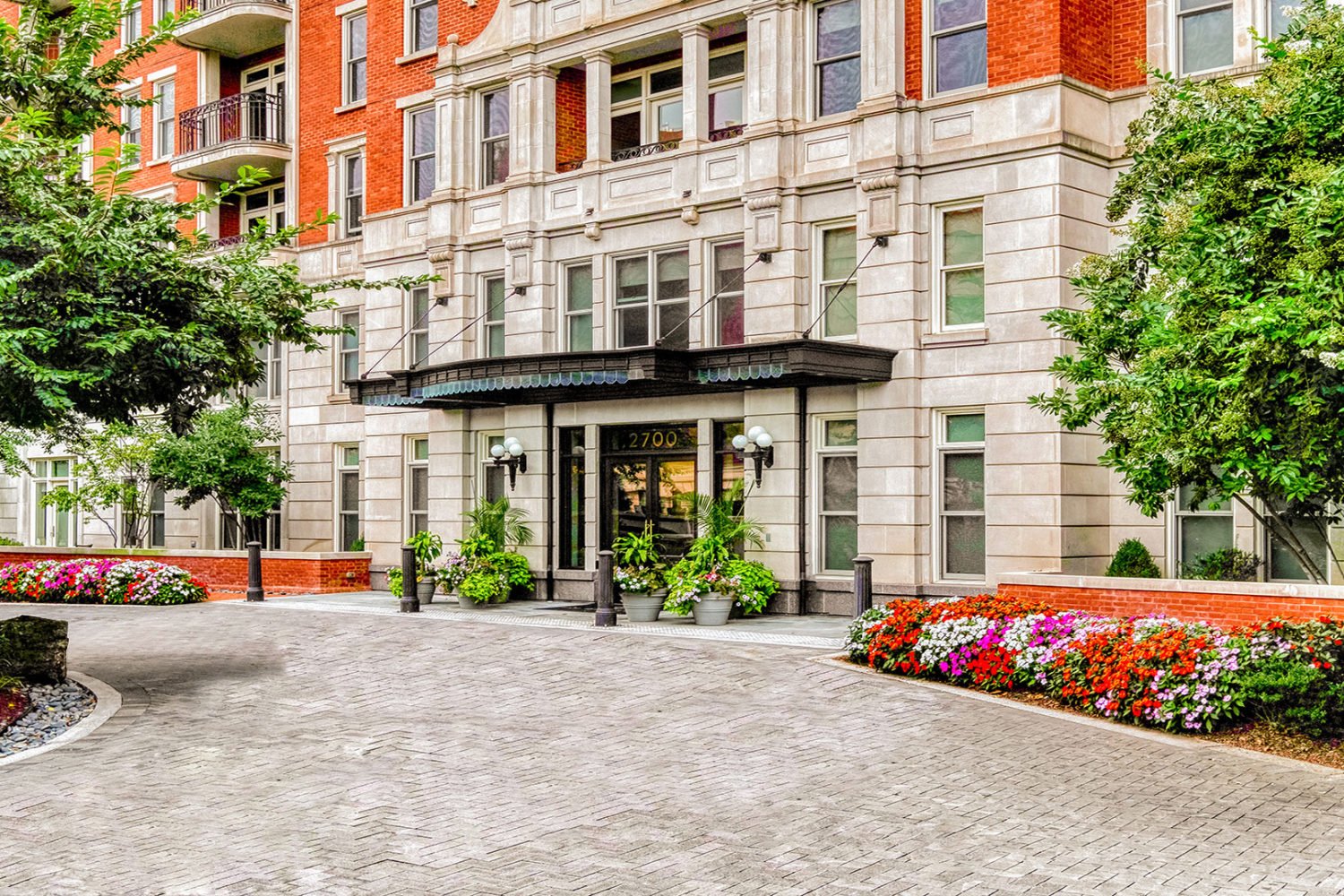 Luxury Apartments in Bethesda, Maryland