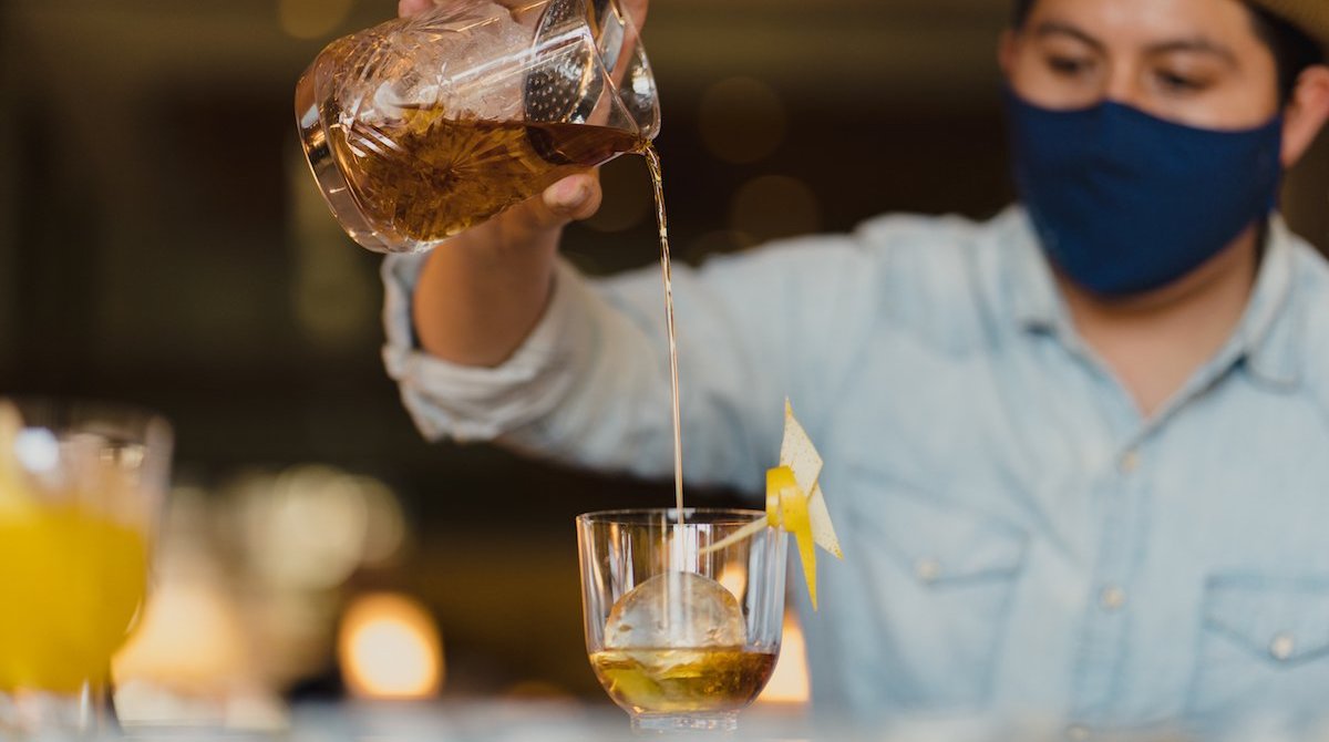 Bars Are Finally Back. Here Are 10 New Places To Drink. - Vimarsana News