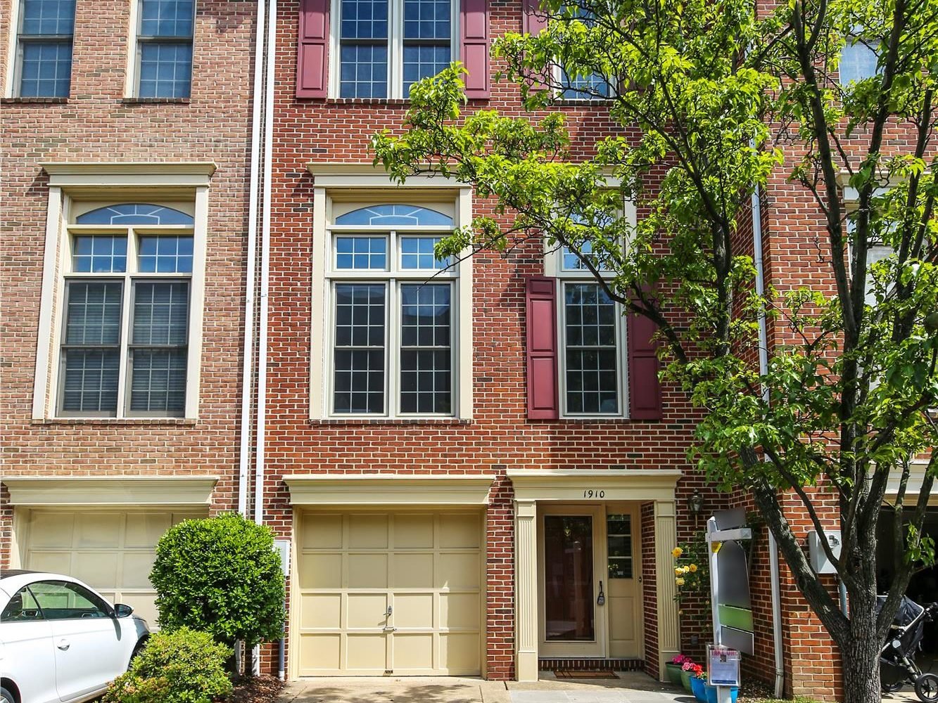 Unique and Rarely Available Renovated Lyon Village Townhouse