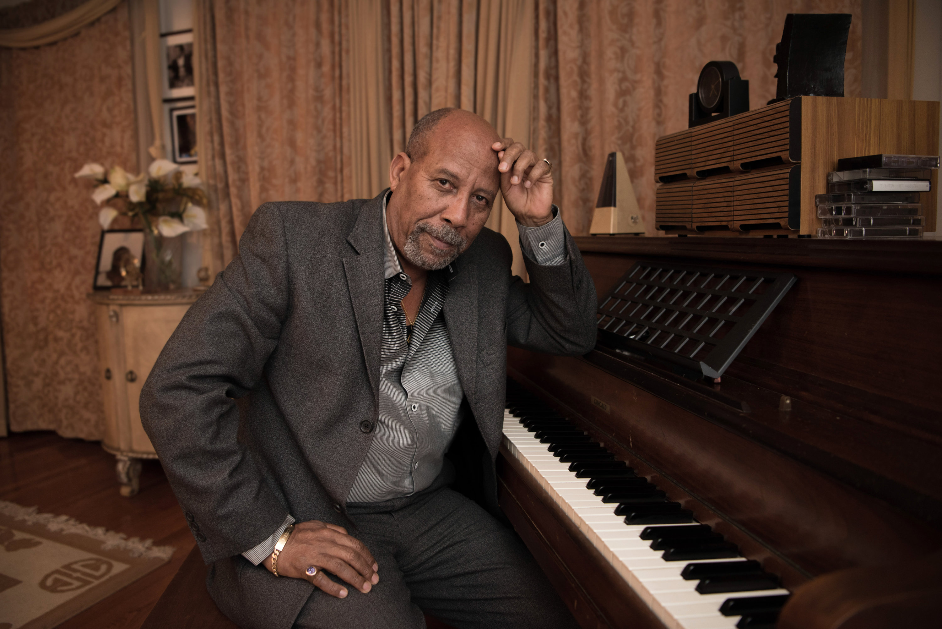 Hailu Mergia2_cr_Avery Leigh - Washingtonian