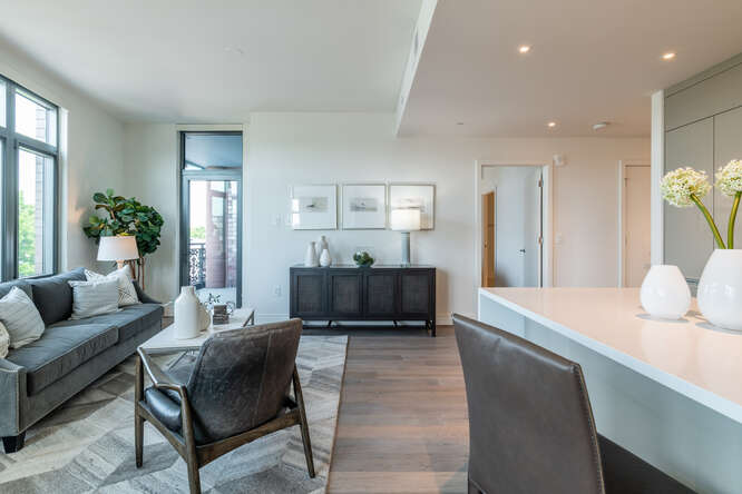 Picture Yourself in These Sophisticated Shaw Condominiums