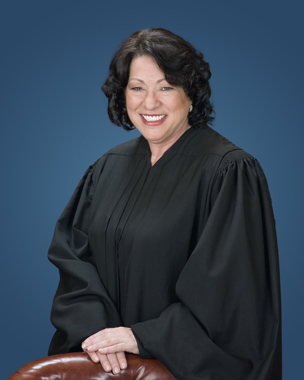 LAW_Sonia_Sotomayor_in_SCOTUS_robe - Washingtonian