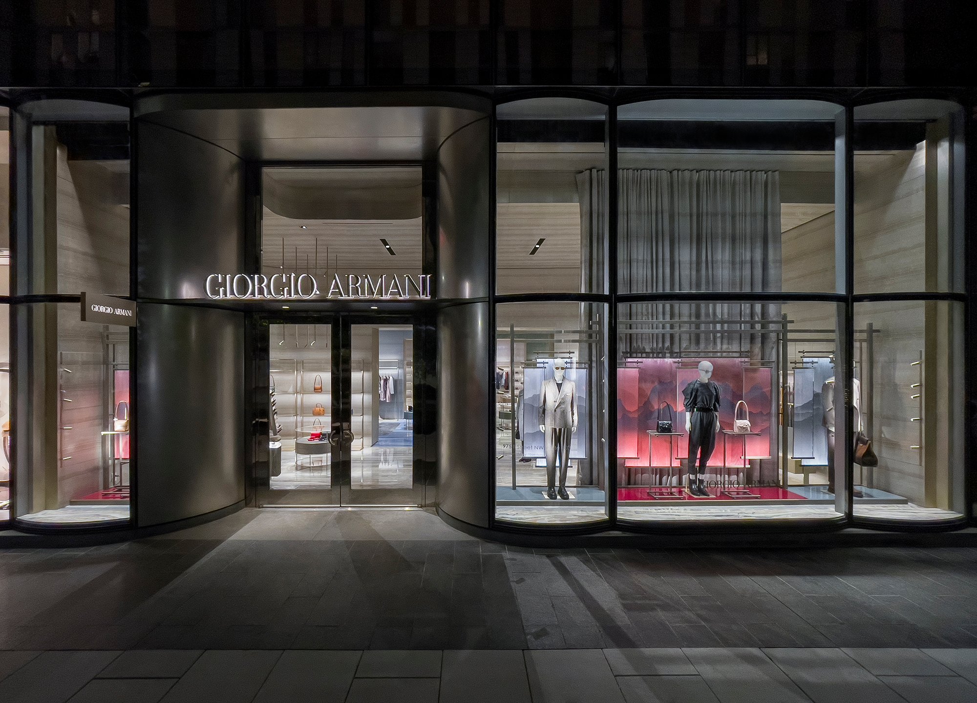 salvar Más que nada Condicional Giorgio Armani Has Opened Its First DC Boutique - Washingtonian