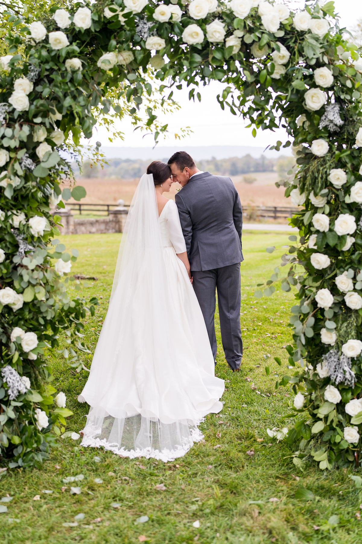 StefanieKamermanPhotography-JenandJake-ManoratAirmontWedding-RoundHill,VA-621